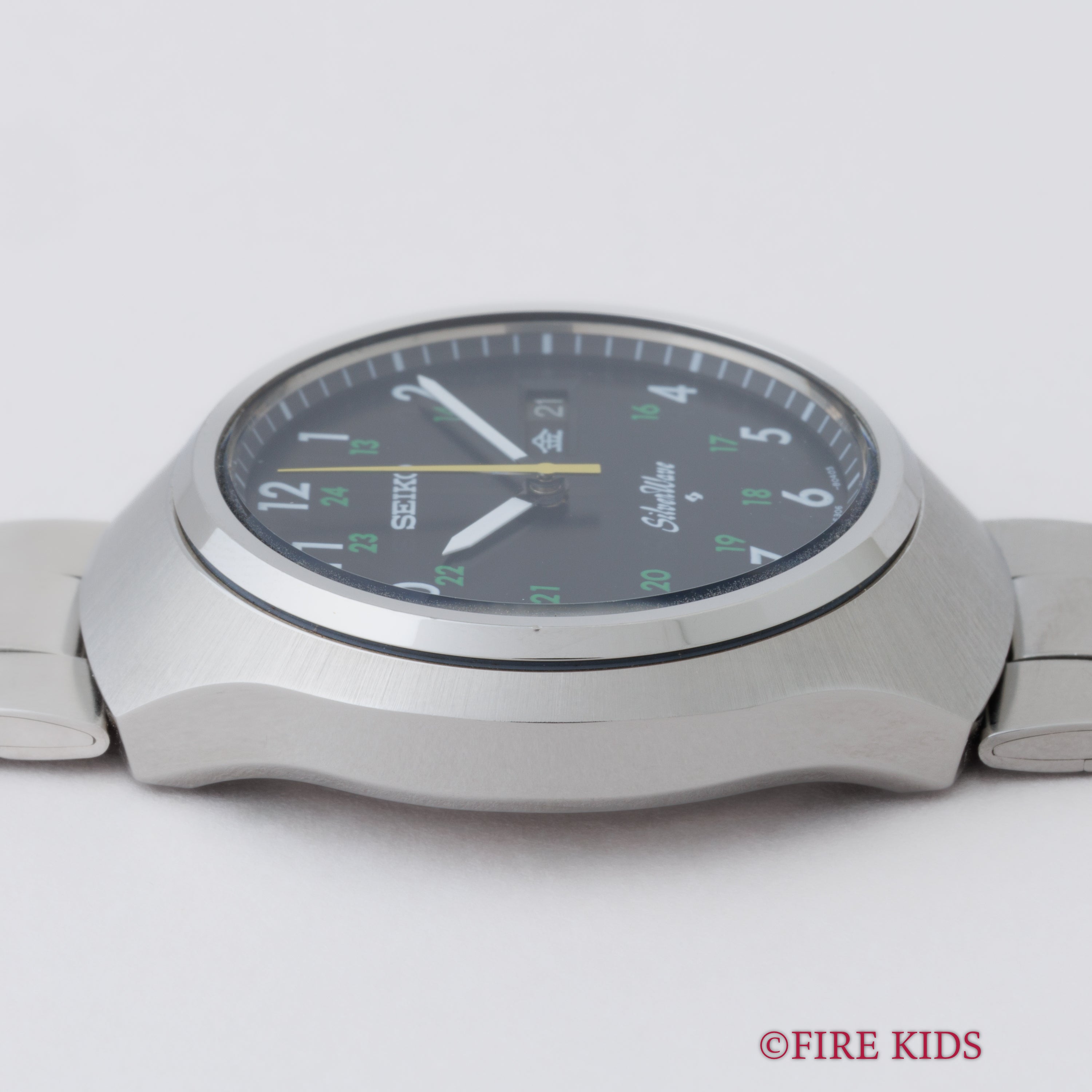 セイコー シルバーウェーブ 1977年製 ブラックアラビアダイヤル デイデイト自動巻 純正ブレス