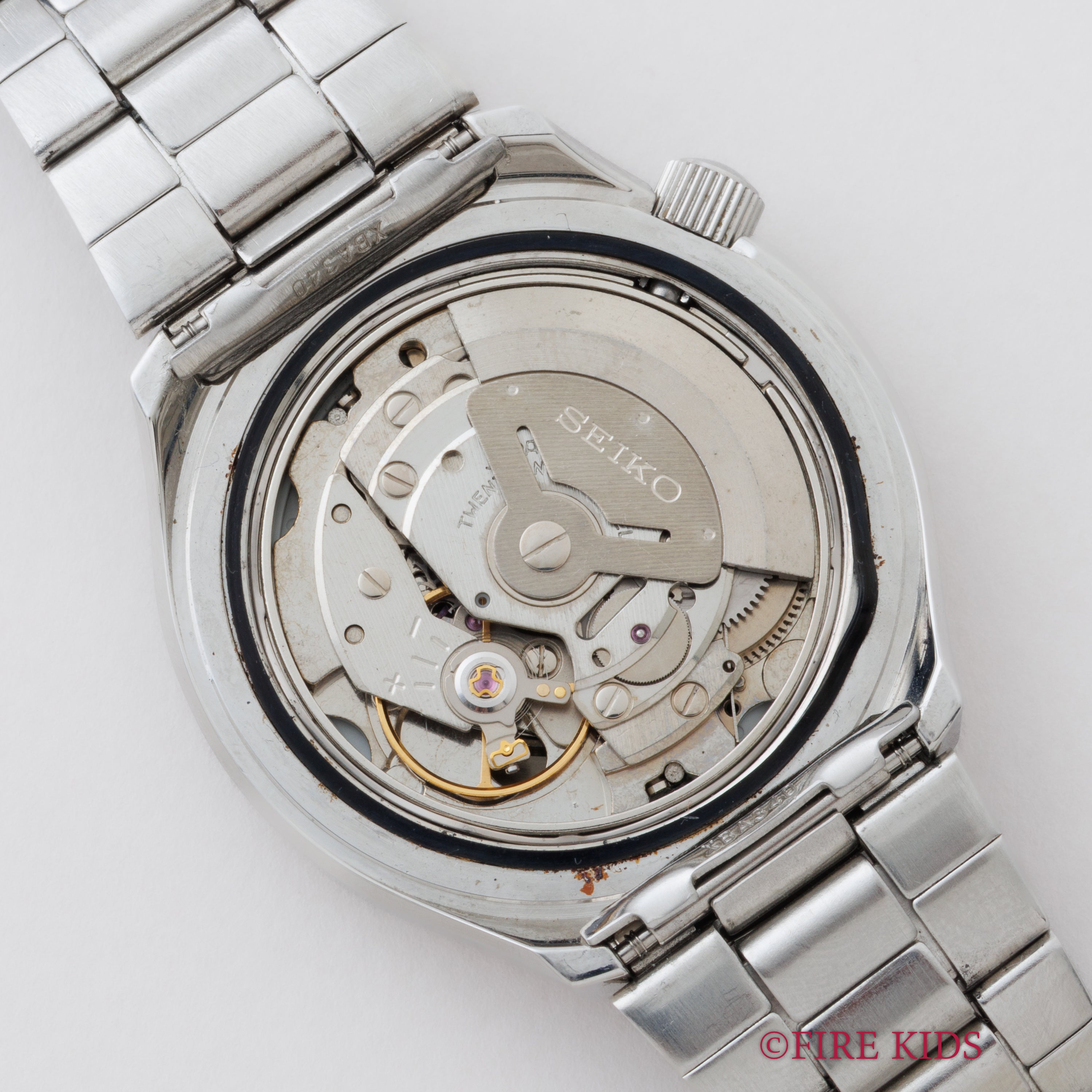 セイコー シルバーウェーブ 1977年製 ブラックアラビアダイヤル デイデイト自動巻 純正ブレス