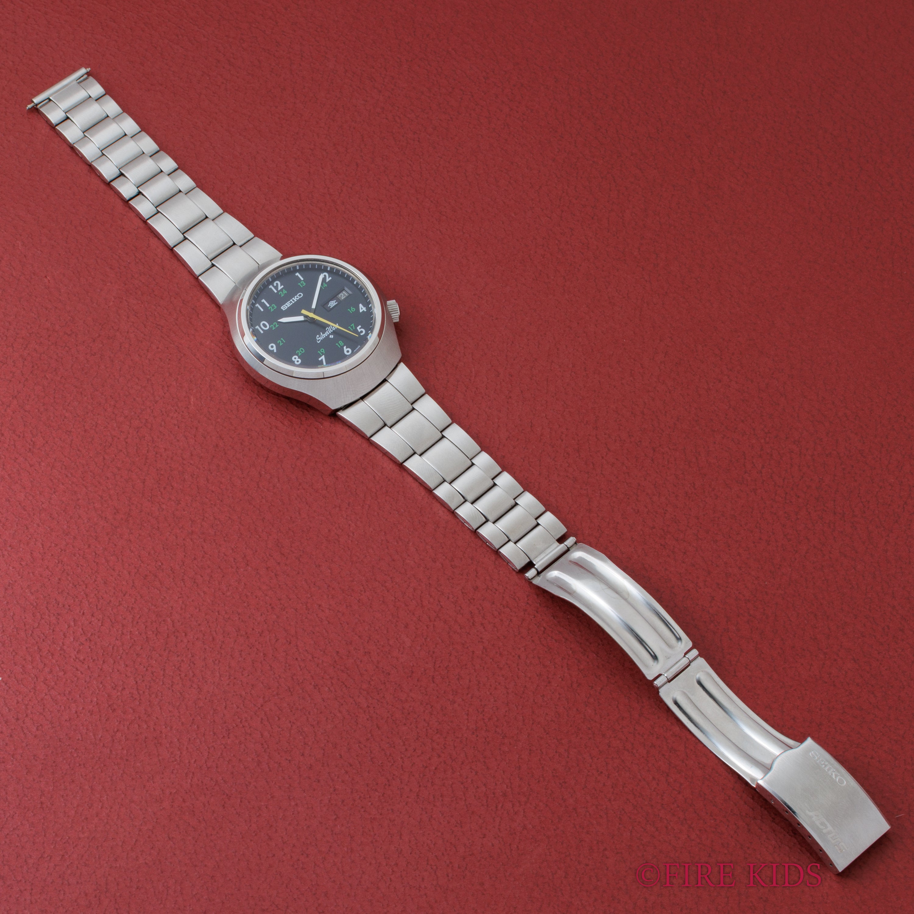 セイコー シルバーウェーブ 1977年製 ブラックアラビアダイヤル デイデイト自動巻 純正ブレス