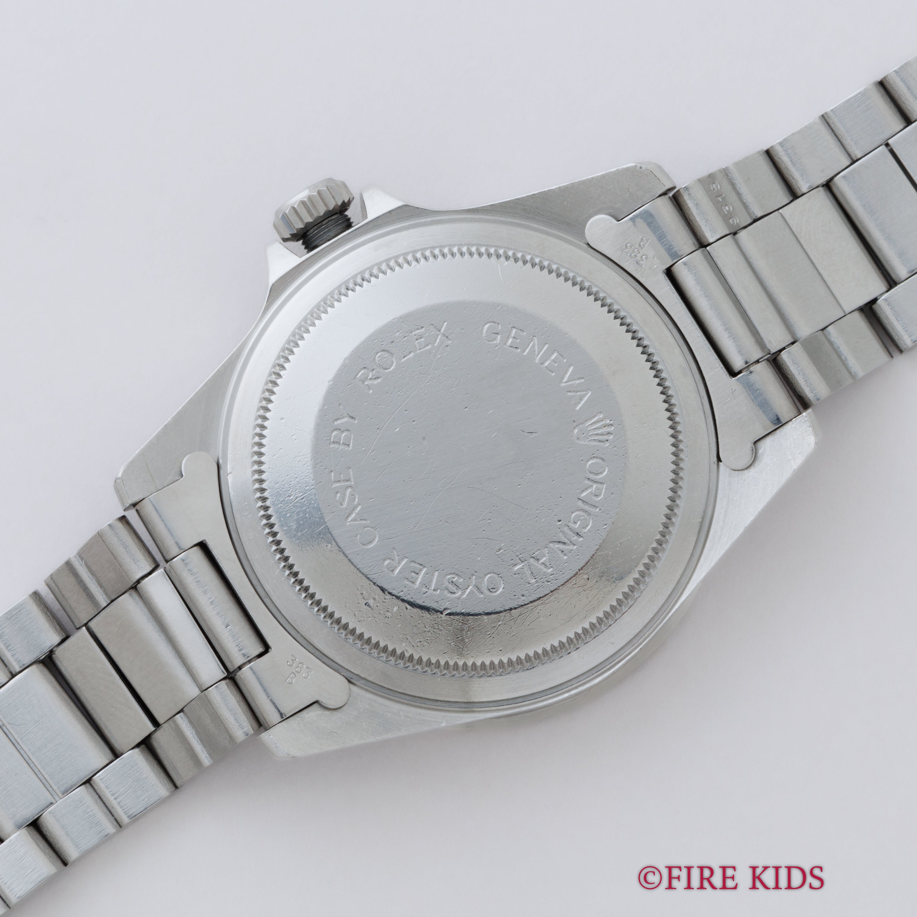 TUDOR　36mmミッドサイズ サブマリーナー 1995年製 自動巻 王冠リューズ オールトリチウム 3連オイスターブレス