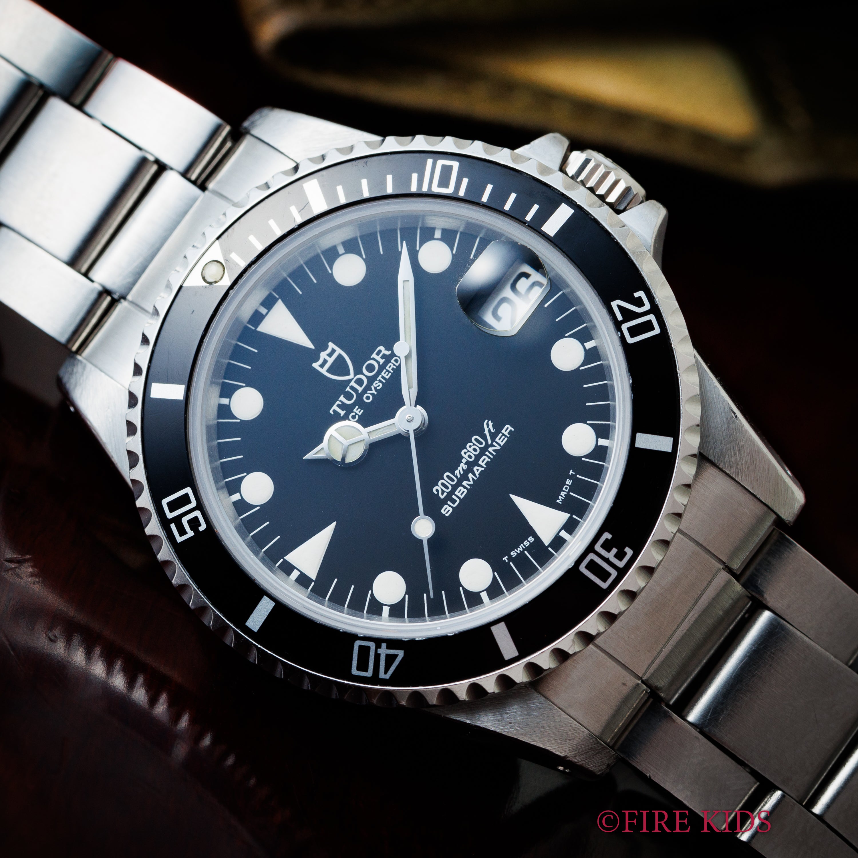 TUDOR　36mmミッドサイズ サブマリーナー 1995年製 自動巻 王冠リューズ オールトリチウム 3連オイスターブレス