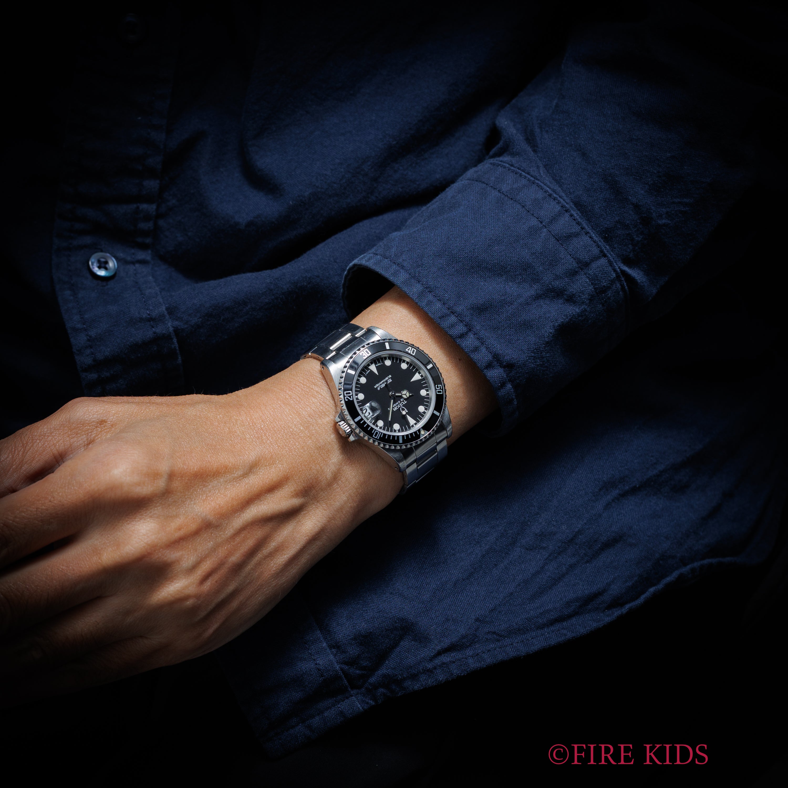 TUDOR　36mmミッドサイズ サブマリーナー 1995年製 自動巻 王冠リューズ オールトリチウム 3連オイスターブレス