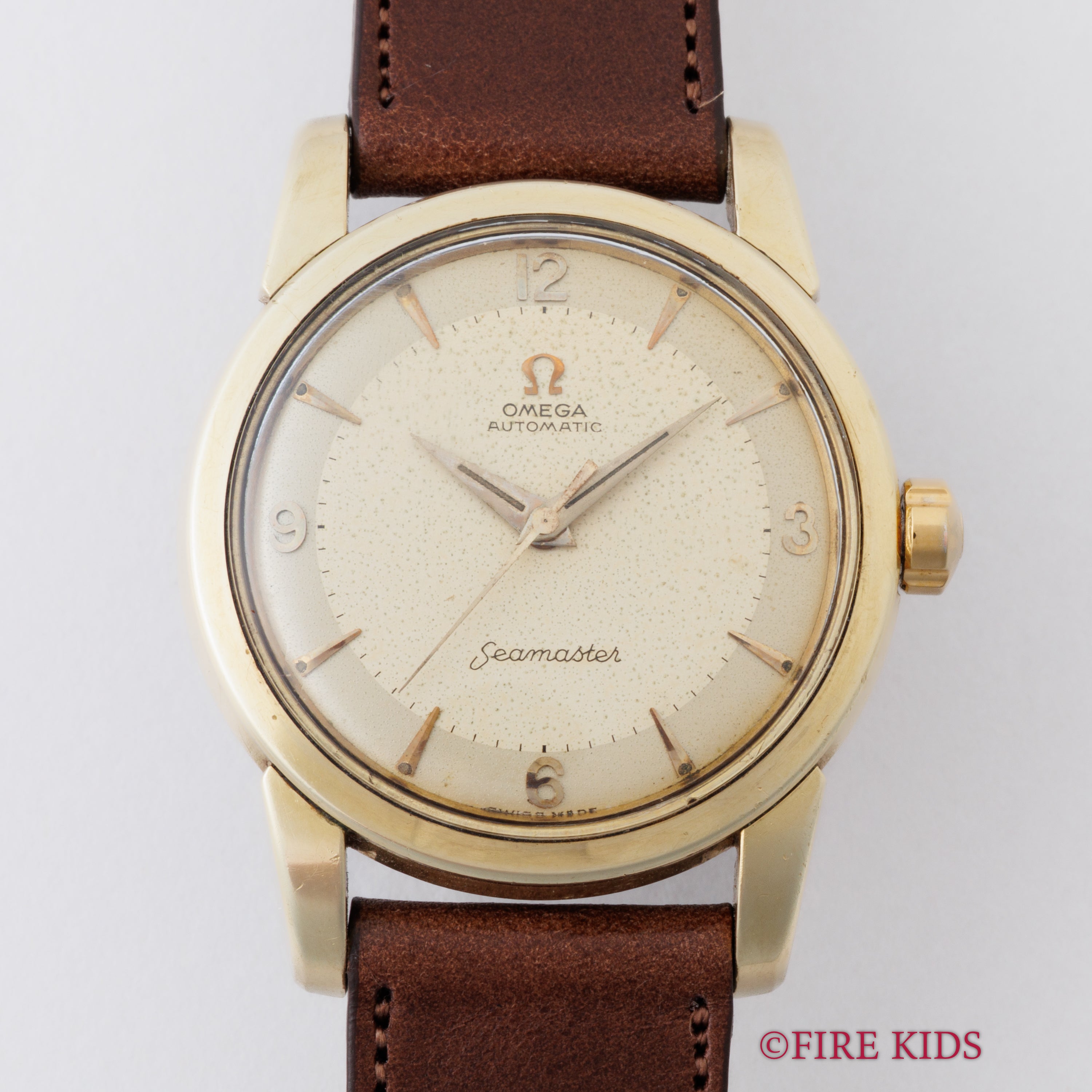 オメガ シーマスター 1956年製 トップゴールドケース 全回転ローター自動巻 Cal.501 ツートン飛びアラビアダイヤル