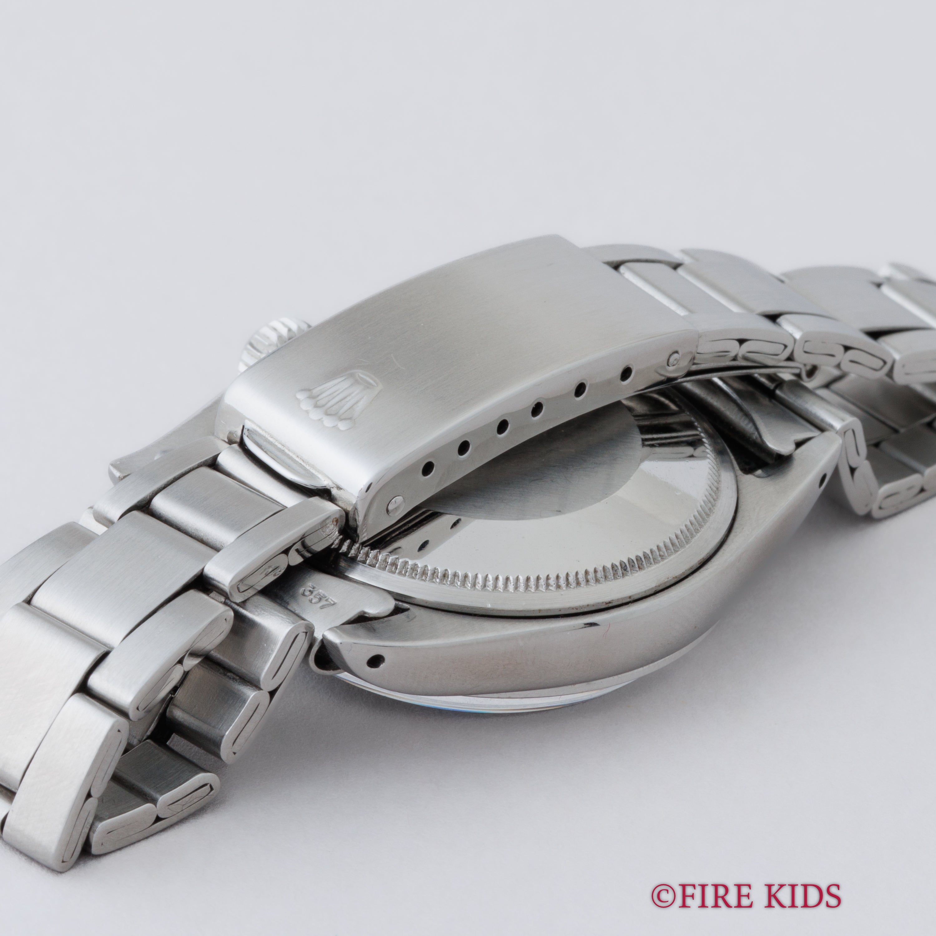 ロレックス 1970年製 オイスターパーペチュアルデイト Ref.1500 グレーダイヤル 純正巻きブレス