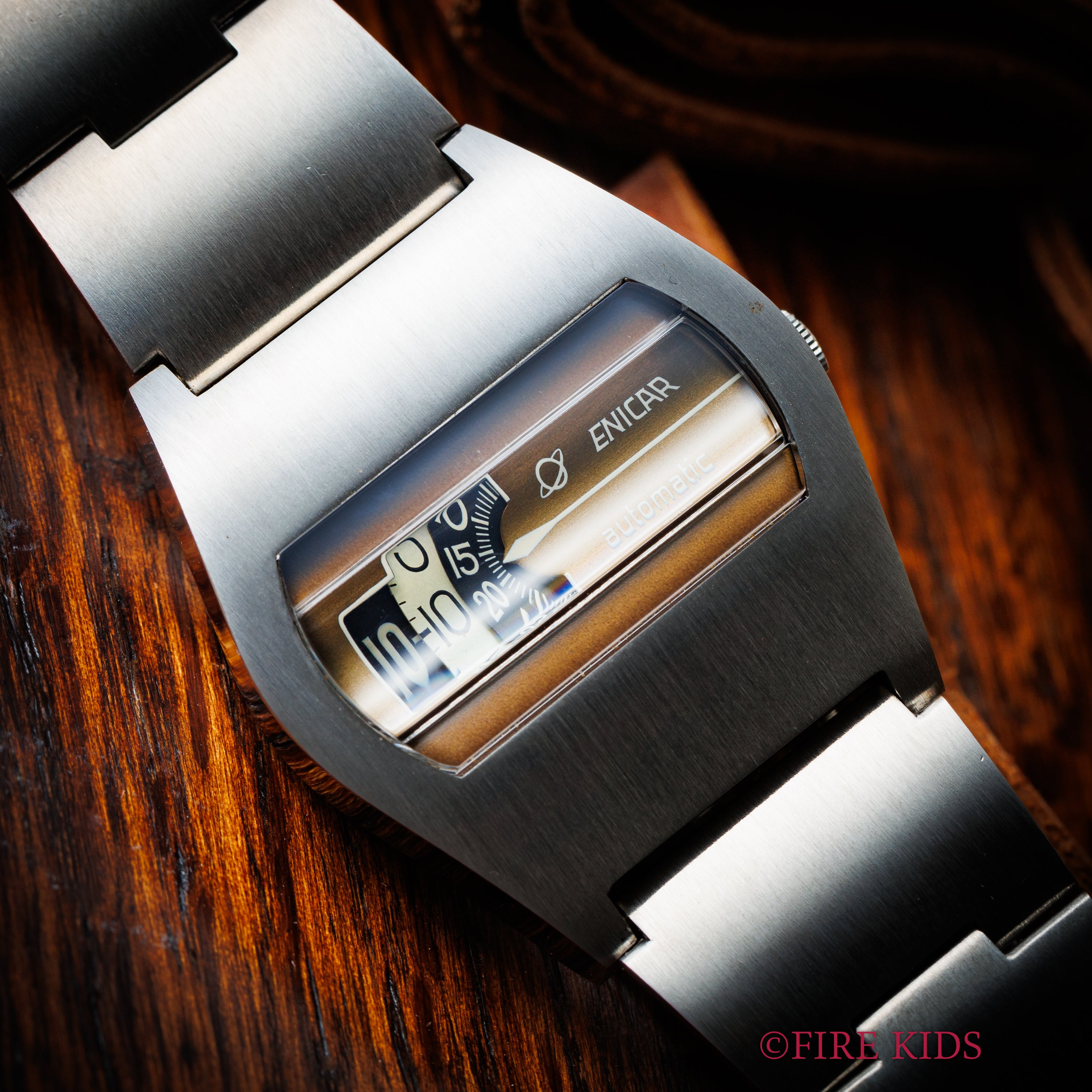 エニカ ジャンピングアワー ブラウンダイヤル 自動巻き NOS 1970年代