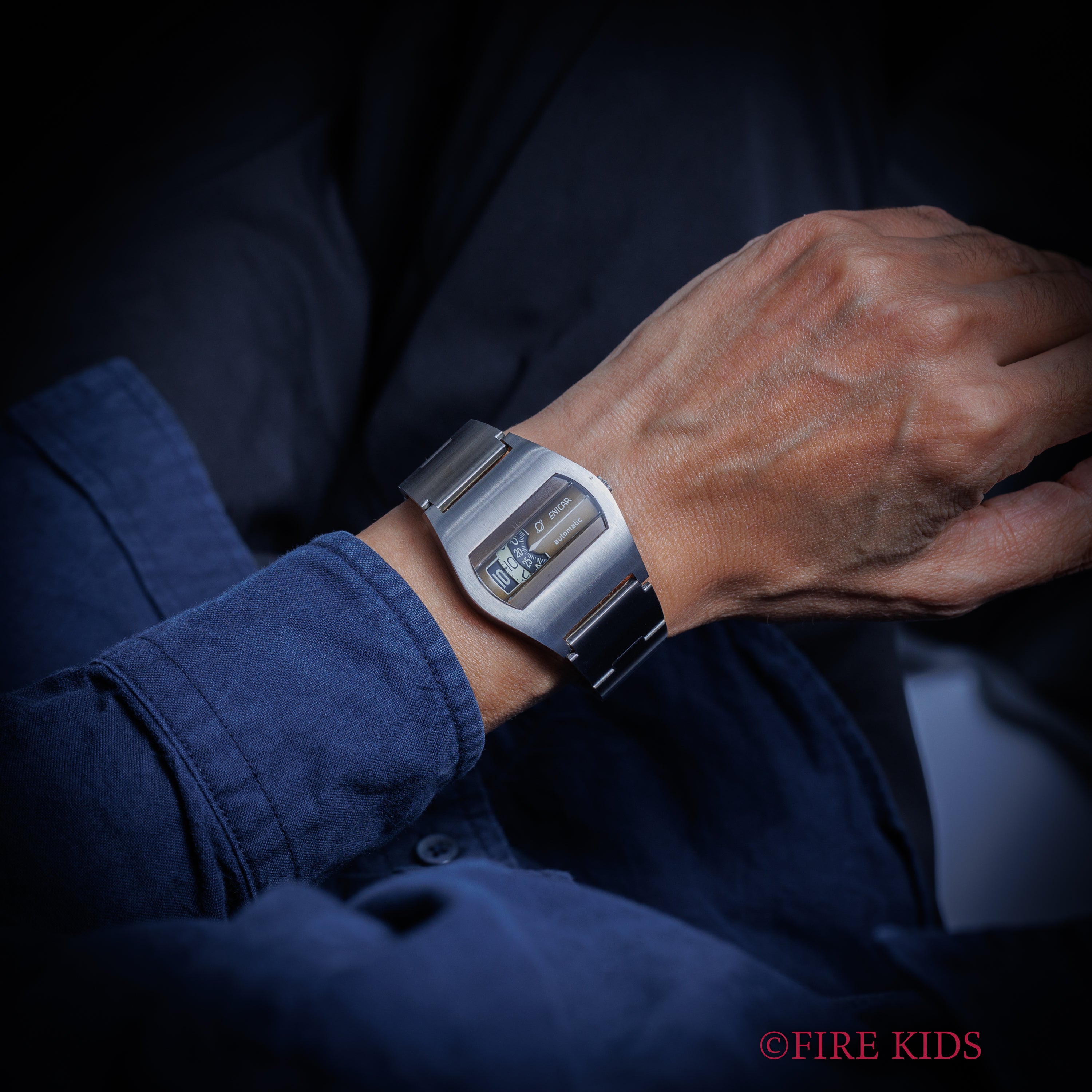 エニカ ジャンピングアワー ブラウンダイヤル 自動巻き NOS 1970年代 アナデジ