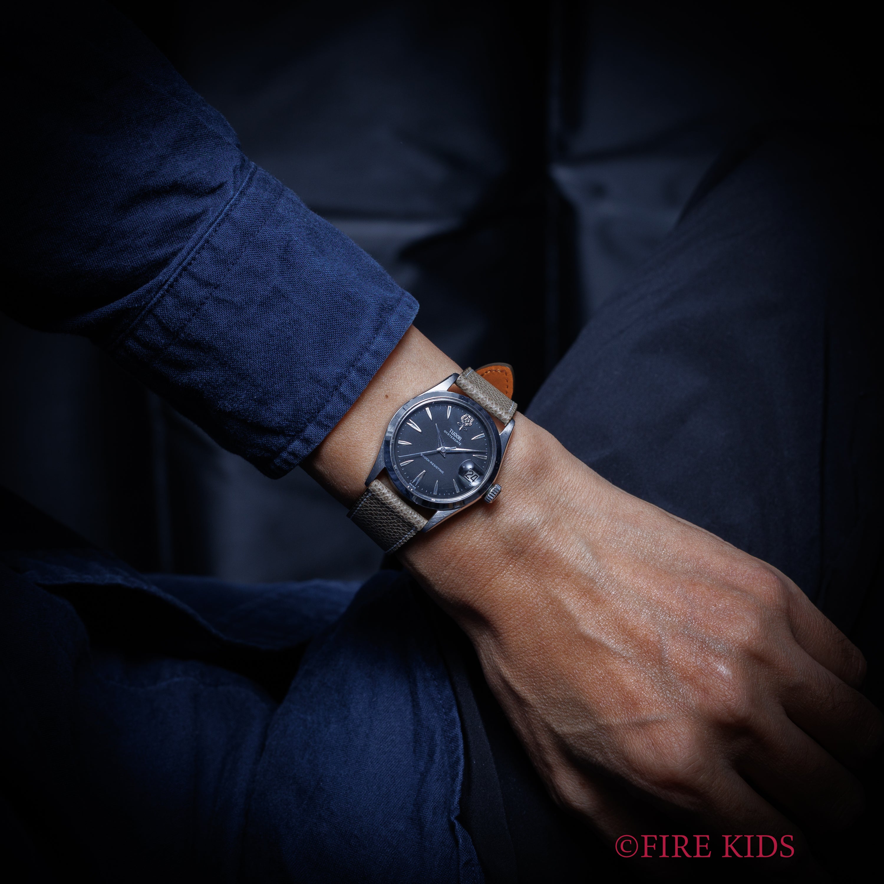 チューダー デカバラ オイスターデイト 1960年代製 Ref.7974 ブラックリダンダイヤル