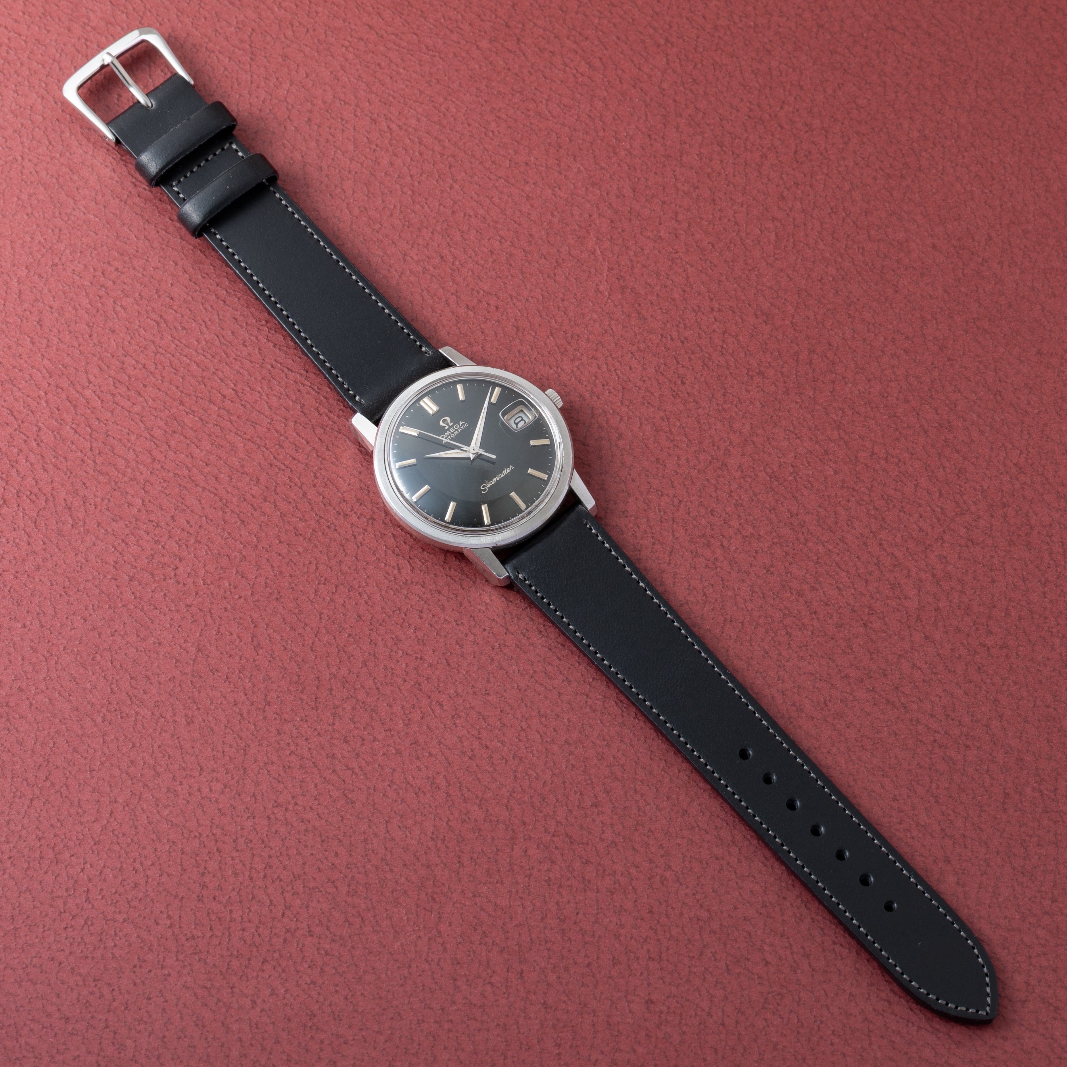 オメガ シーマスター 1968年製 Ref.166.003 ブラックミラーダイヤル ドーフィンハンド