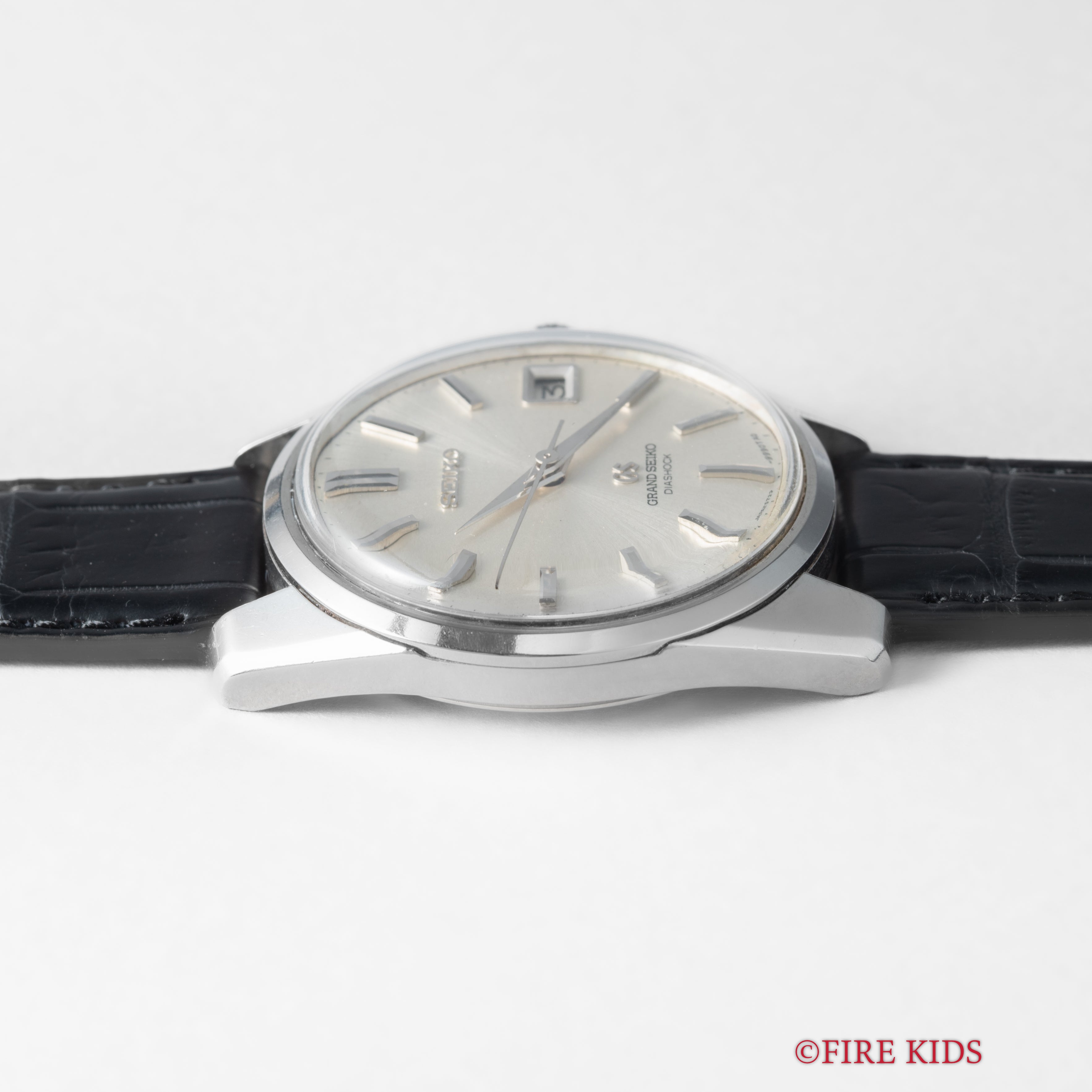 グランドセイコー セカンドモデル後期 1966年製 5722-9990 57GS ライオンメダリオン ロービート手巻