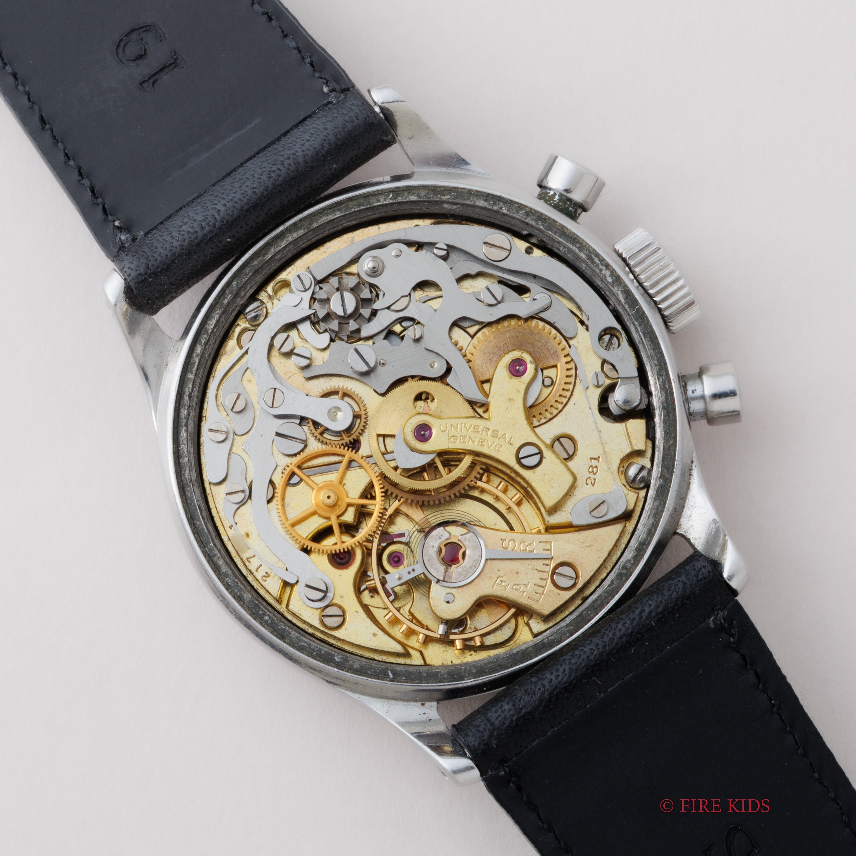 ユニバーサル・ジュネーブ ユニコンパックス 1940年代製 手巻 Cal.285