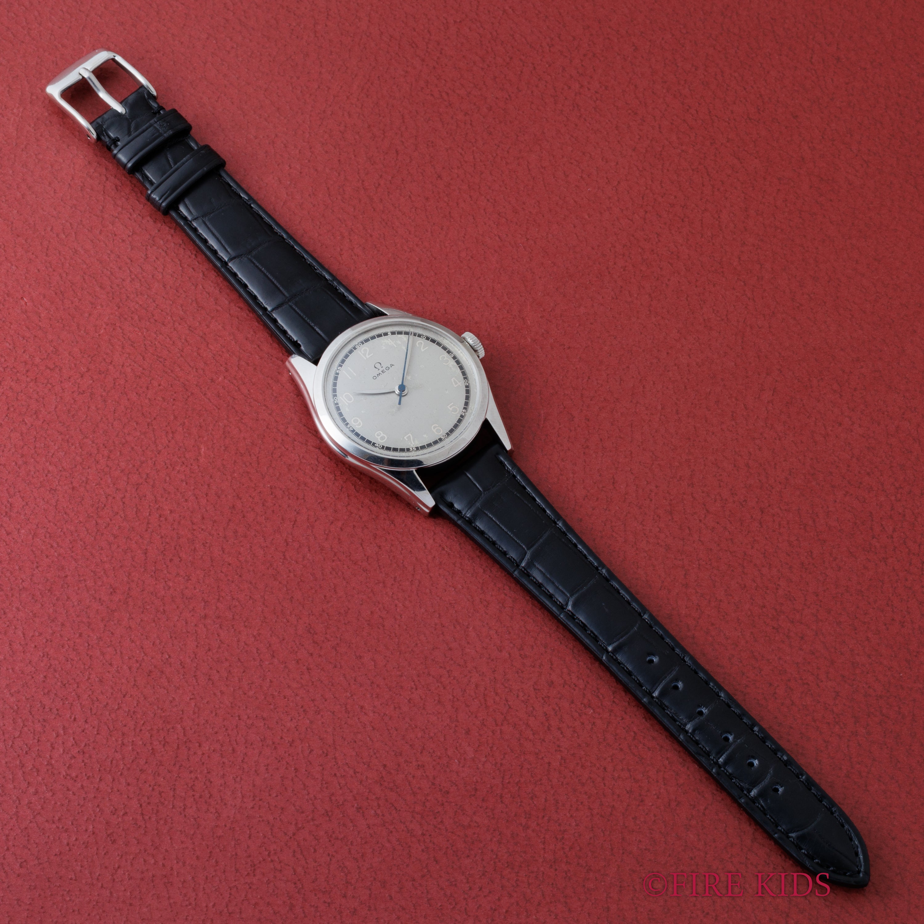 オメガ 30mmキャリバー 1950年製（昭和25年製）手巻 Cal.283 Ref.2537-10 グレーツートンダイヤル