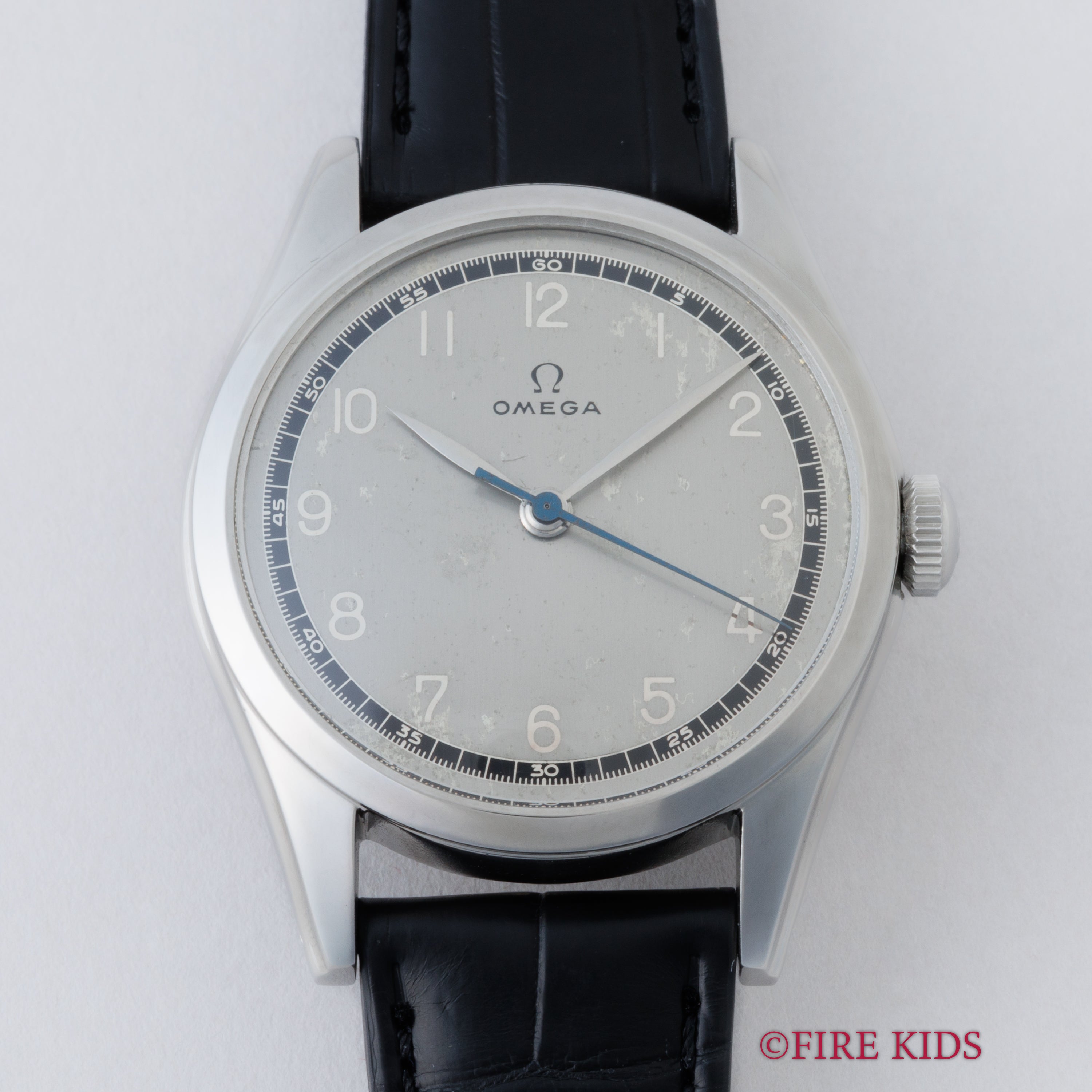 オメガ 30mmキャリバー 1950年製（昭和25年製）手巻 Cal.283 Ref.2537-10 グレーツートンダイヤル