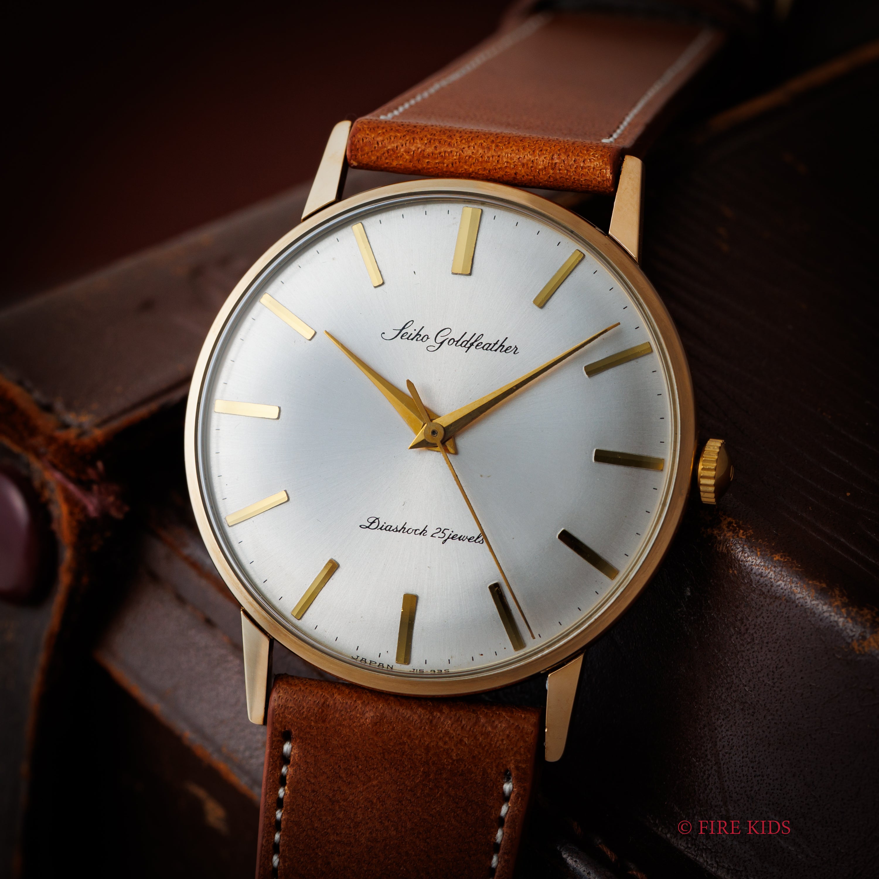 セイコー 1964年製 ゴールドフェザー 薄型手巻き Ref.15002 14金張りケース　