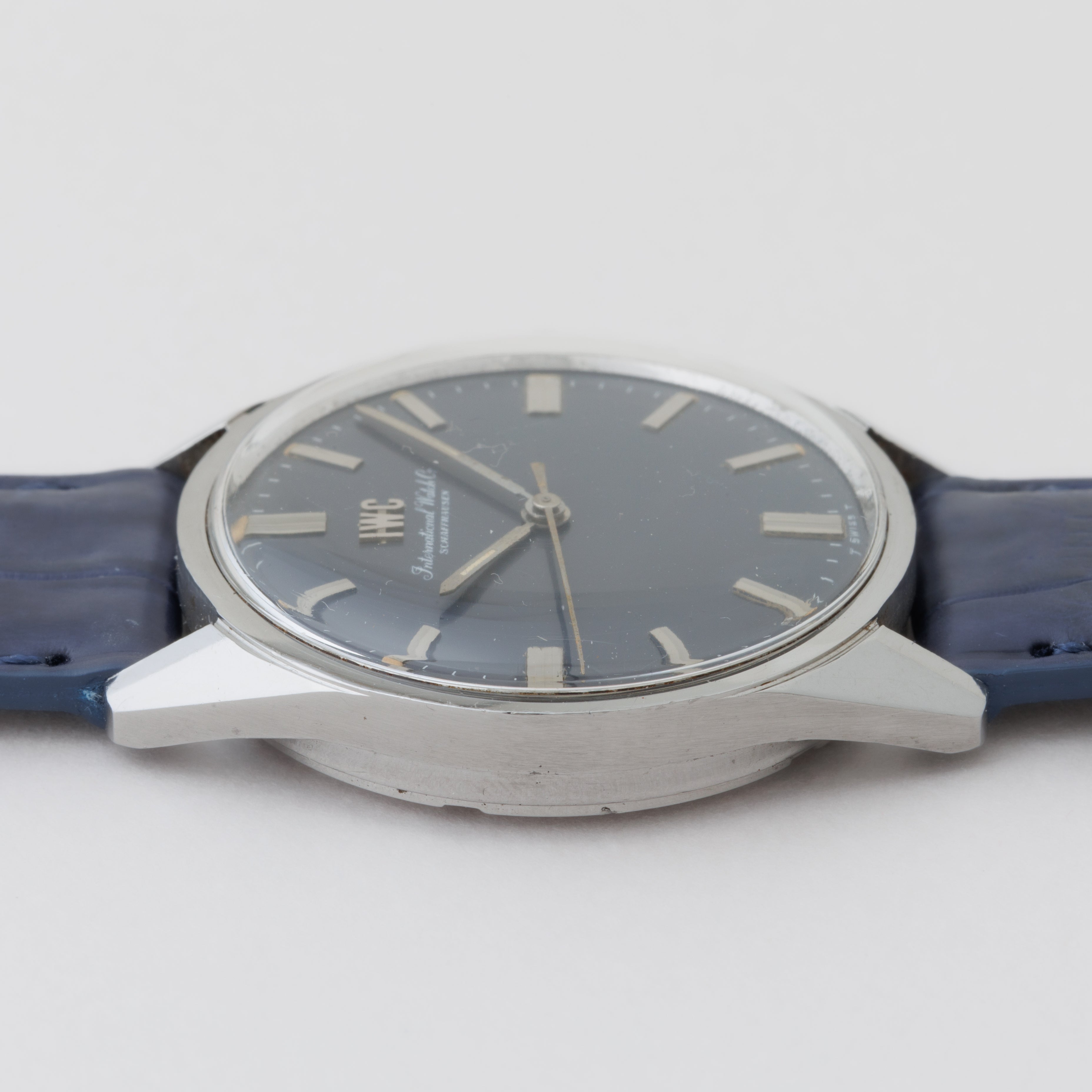 IWC ラウンド グレーダイヤル 1969年製 Ref.R810 手巻き Cal.89 スクリューバックケース お魚リューズ