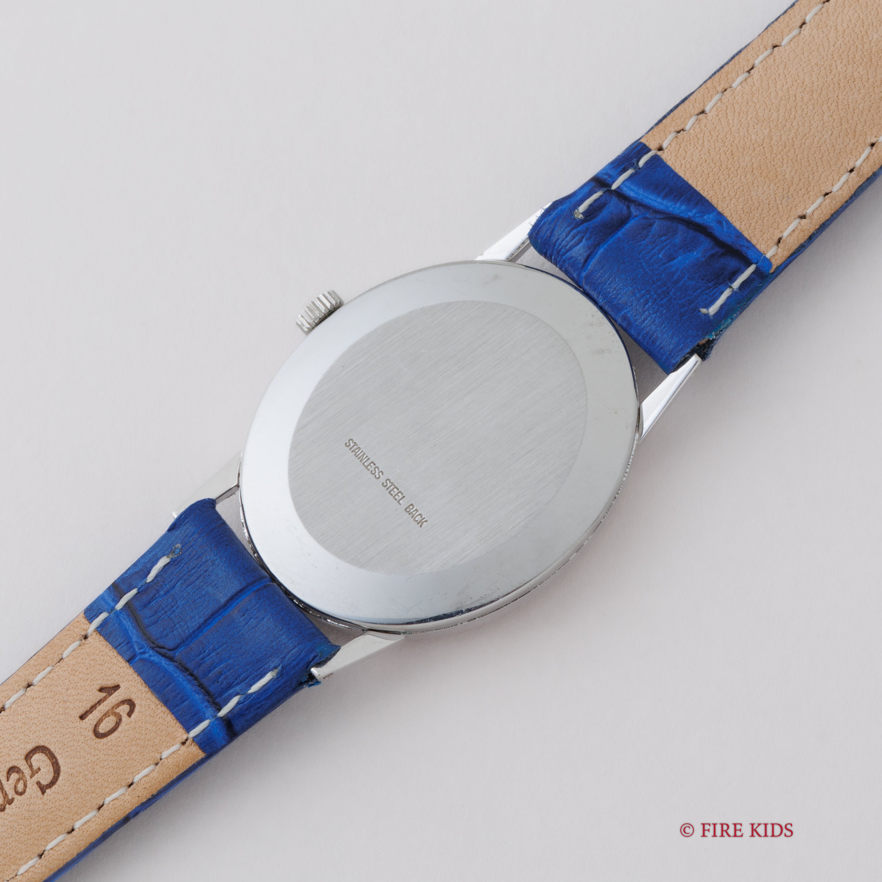 オメガ 1973年 ジュネーブ オーバルケース ローマンダイヤル 手巻き Cal.625