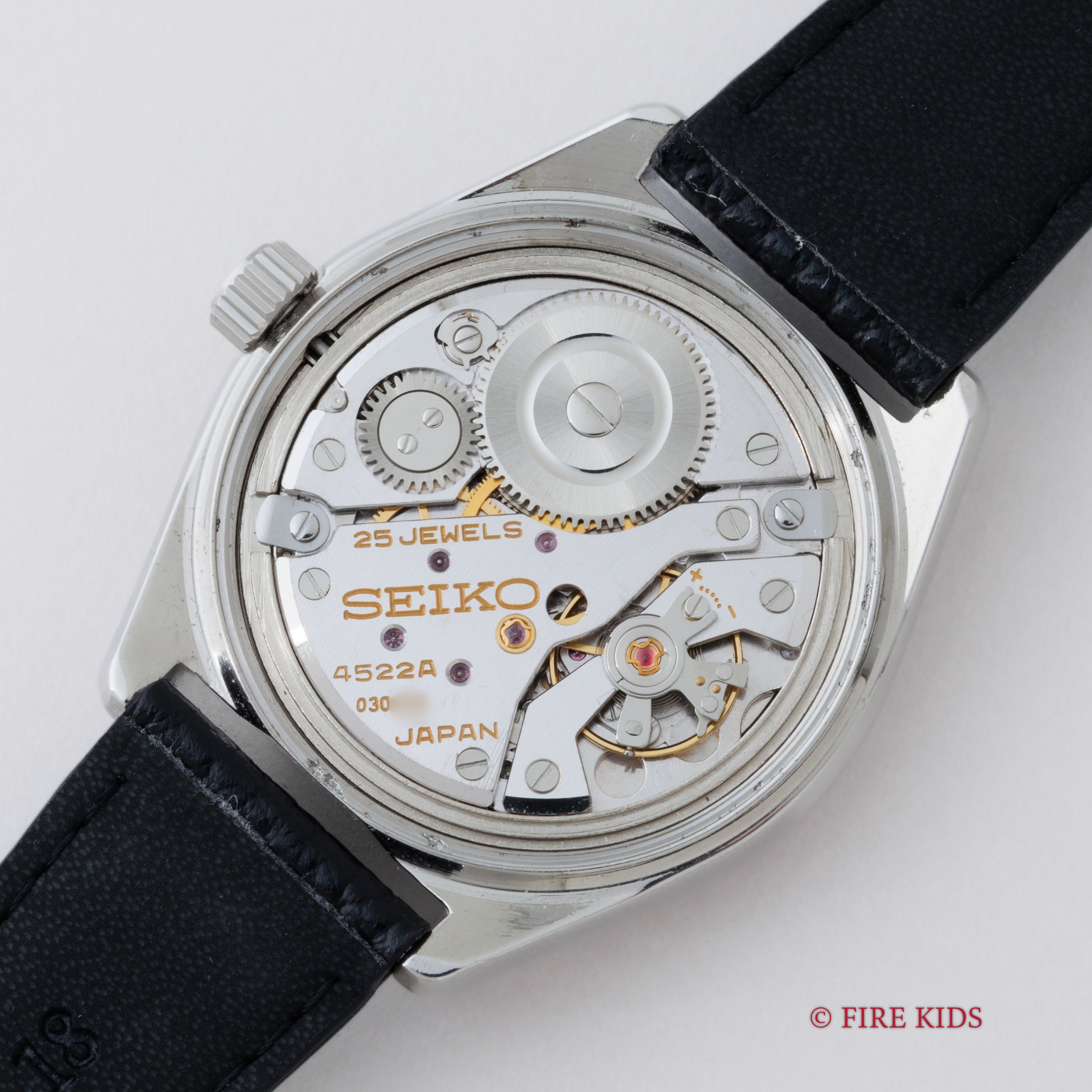 グランドセイコー ハイビート 1968年製 10振動 手巻 45GS Ref.4522-8000 霧箱 GS尾錠付き