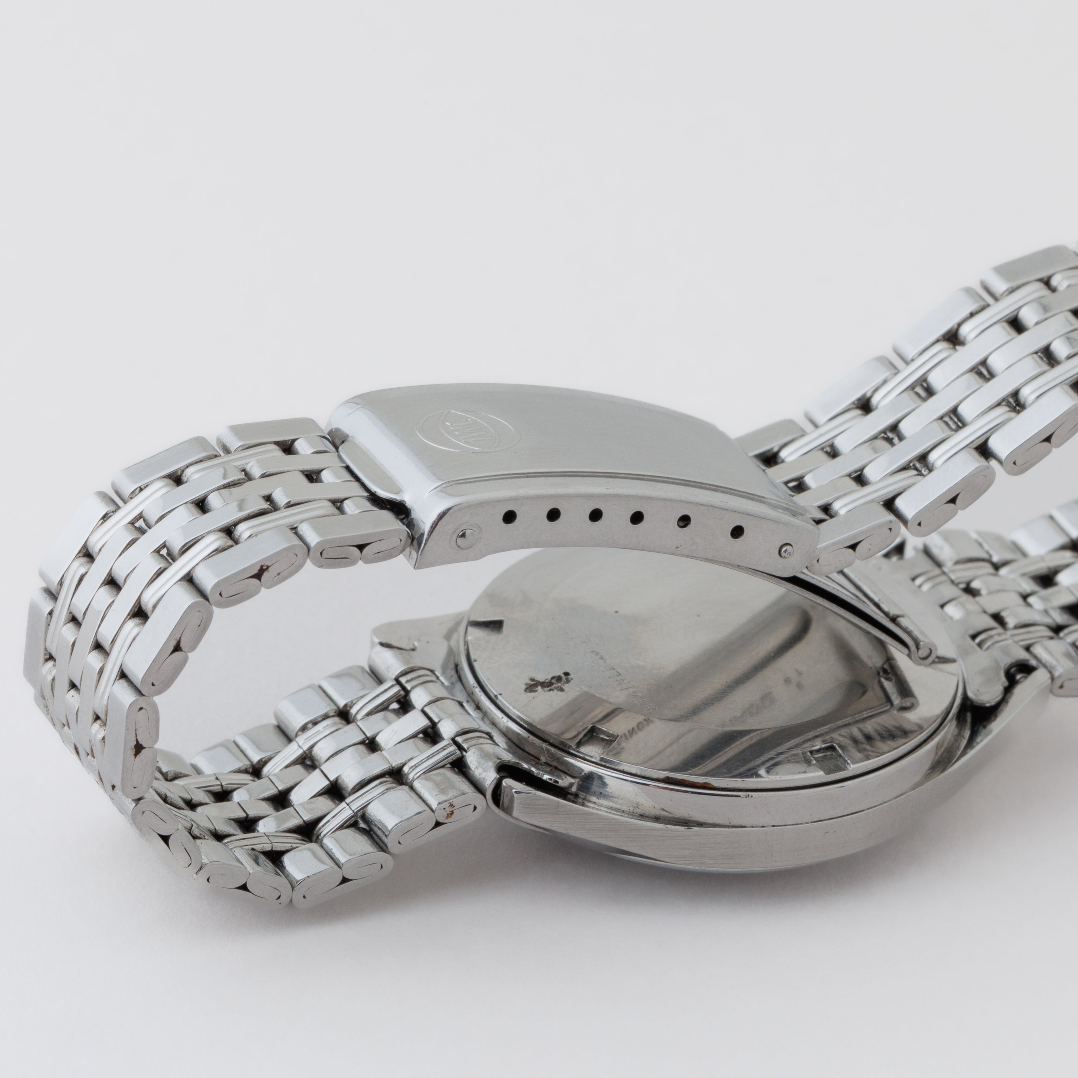 IWC ラウンドケース グレーダイヤル 手巻きCal.89 Ref.810 1970
