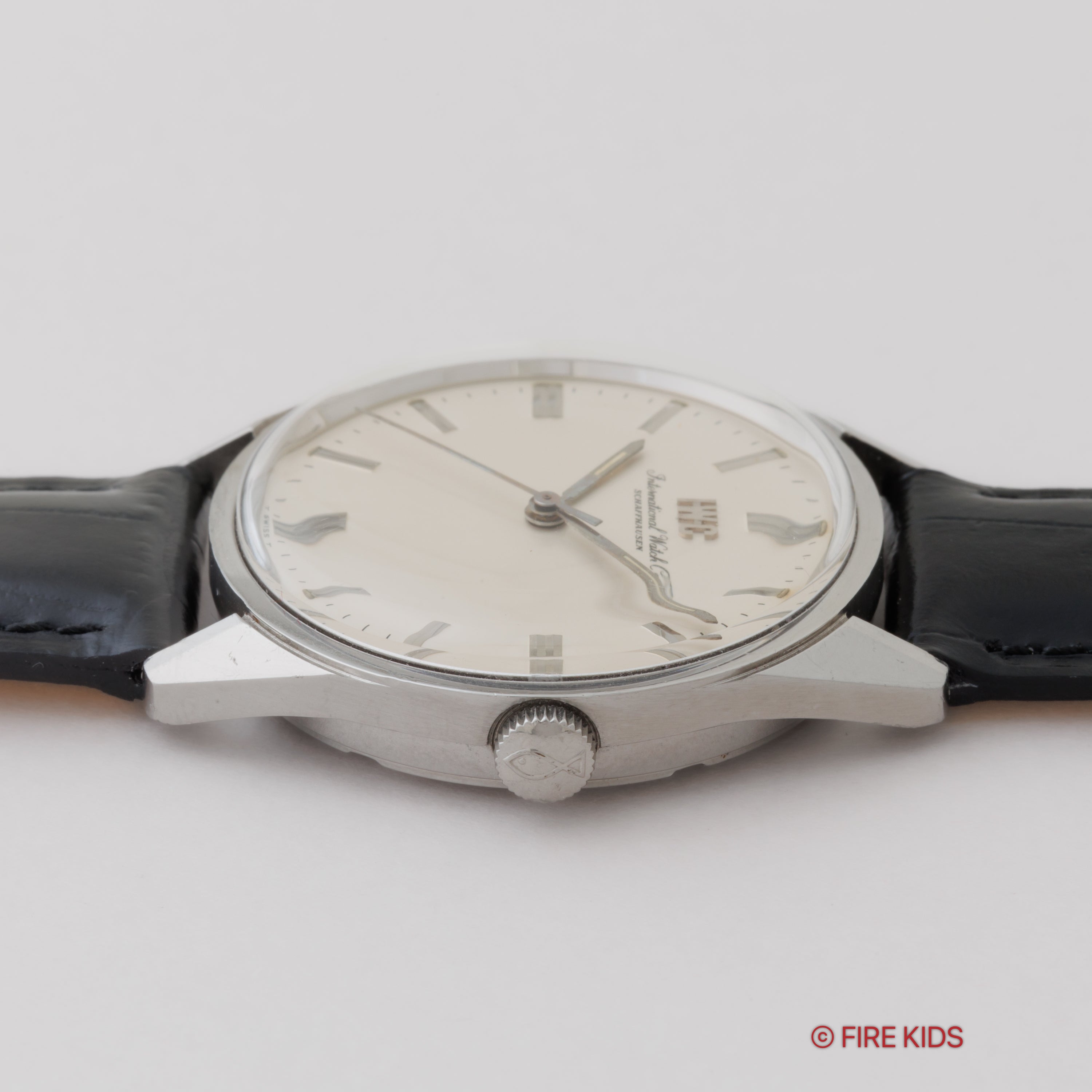 IWC ラウンド 1970年製（昭和45年製） Cal.89 手巻き オールドインター R810