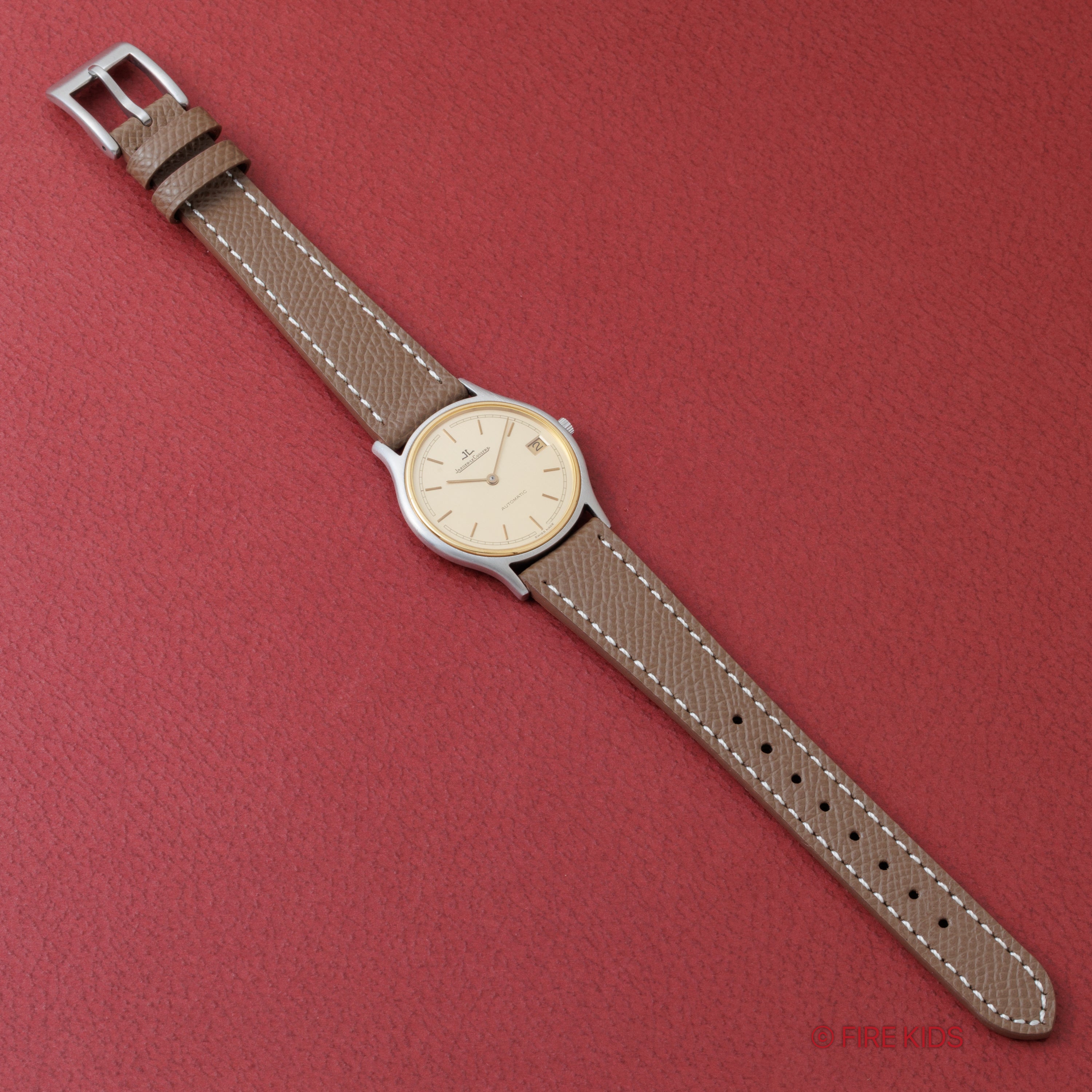 ジャガールクルト ラウンドケース YGベゼル 1980年代製 アイボリーダイヤル Ref.145.113.5