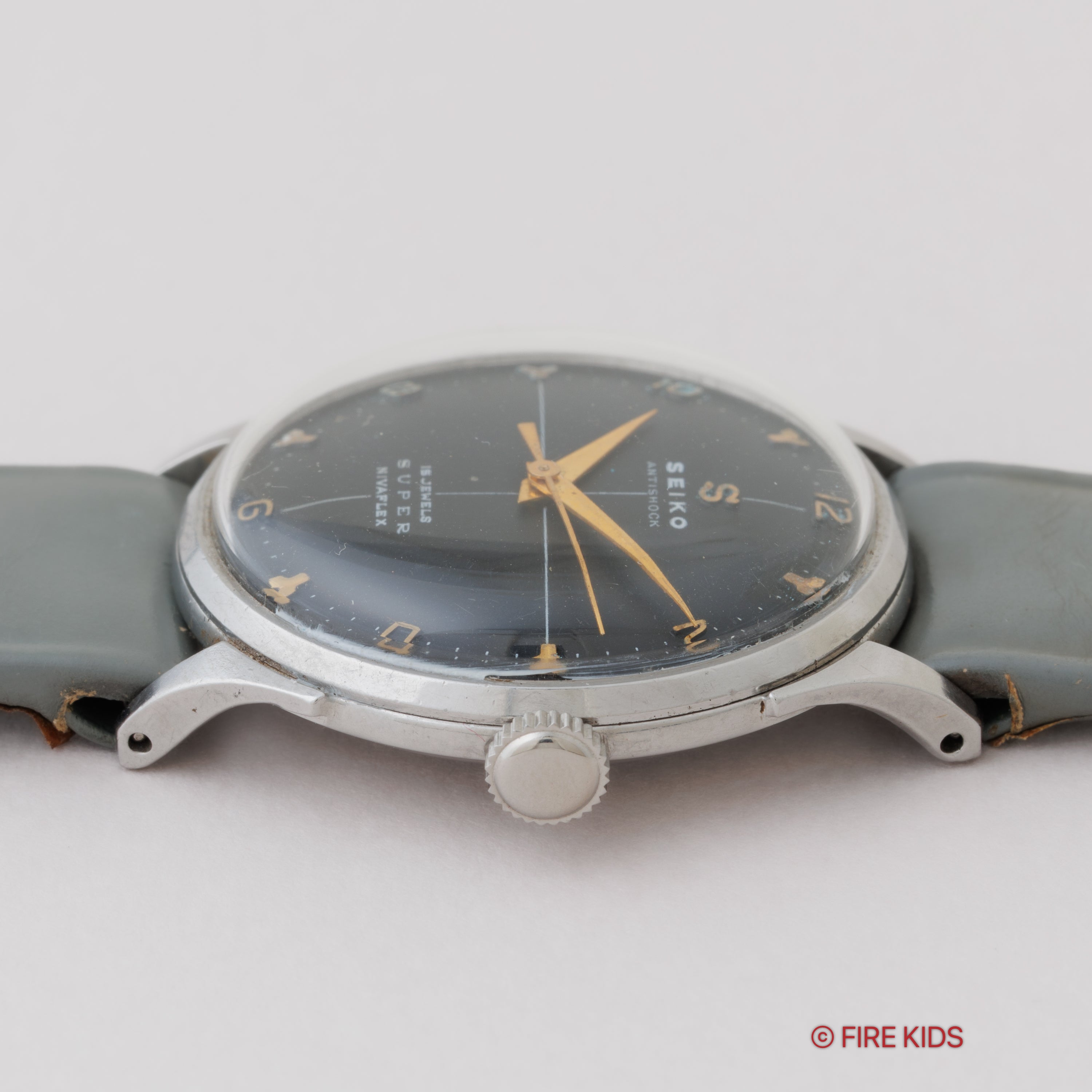 セイコー スーパー ブラックダイヤル 1956年製 Ref.S13001S 15石手巻きSSケース