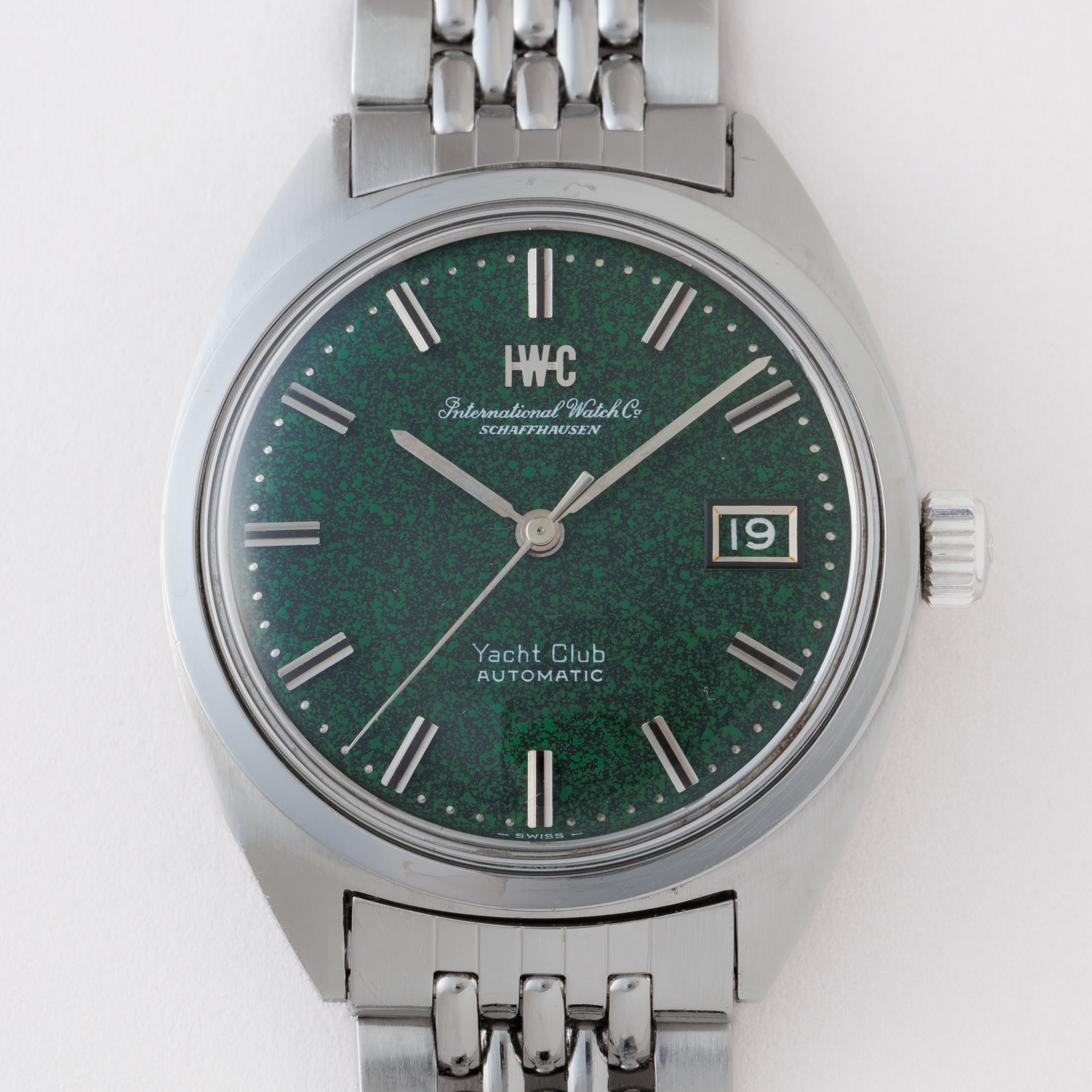 IWC ヨットクラブ 1971年製 Ref.R811 グリーンマーブルダイヤル 純正ゲイフレアーブレス付き – FIRE KIDS