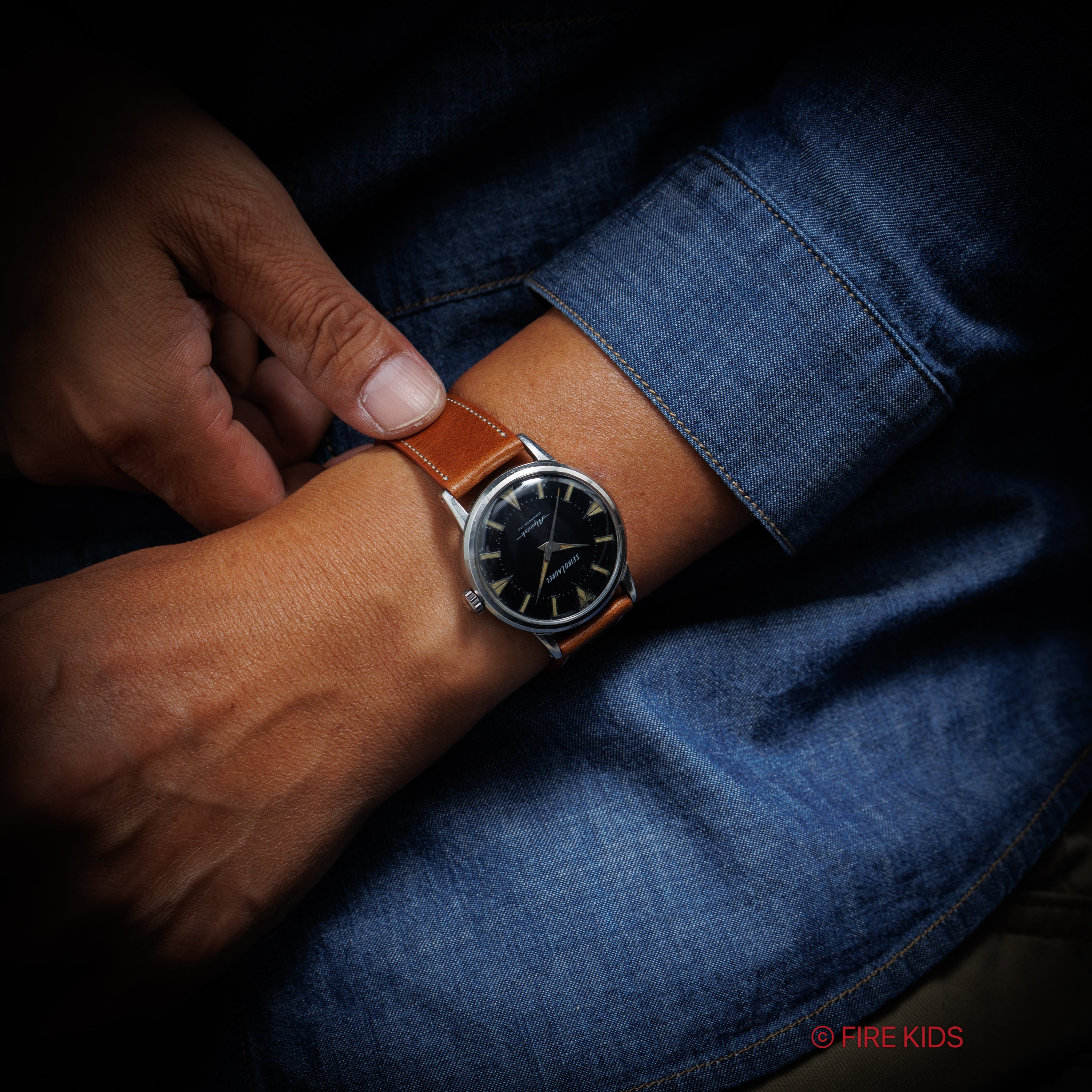 ALLY DENOVO AM5015.1 HERITAGE 腕時計 40mm ユニセックスsal016 ALLY DENOVO AM5015.1 HERITAGE 腕時計 40mm ユニセックスsal016