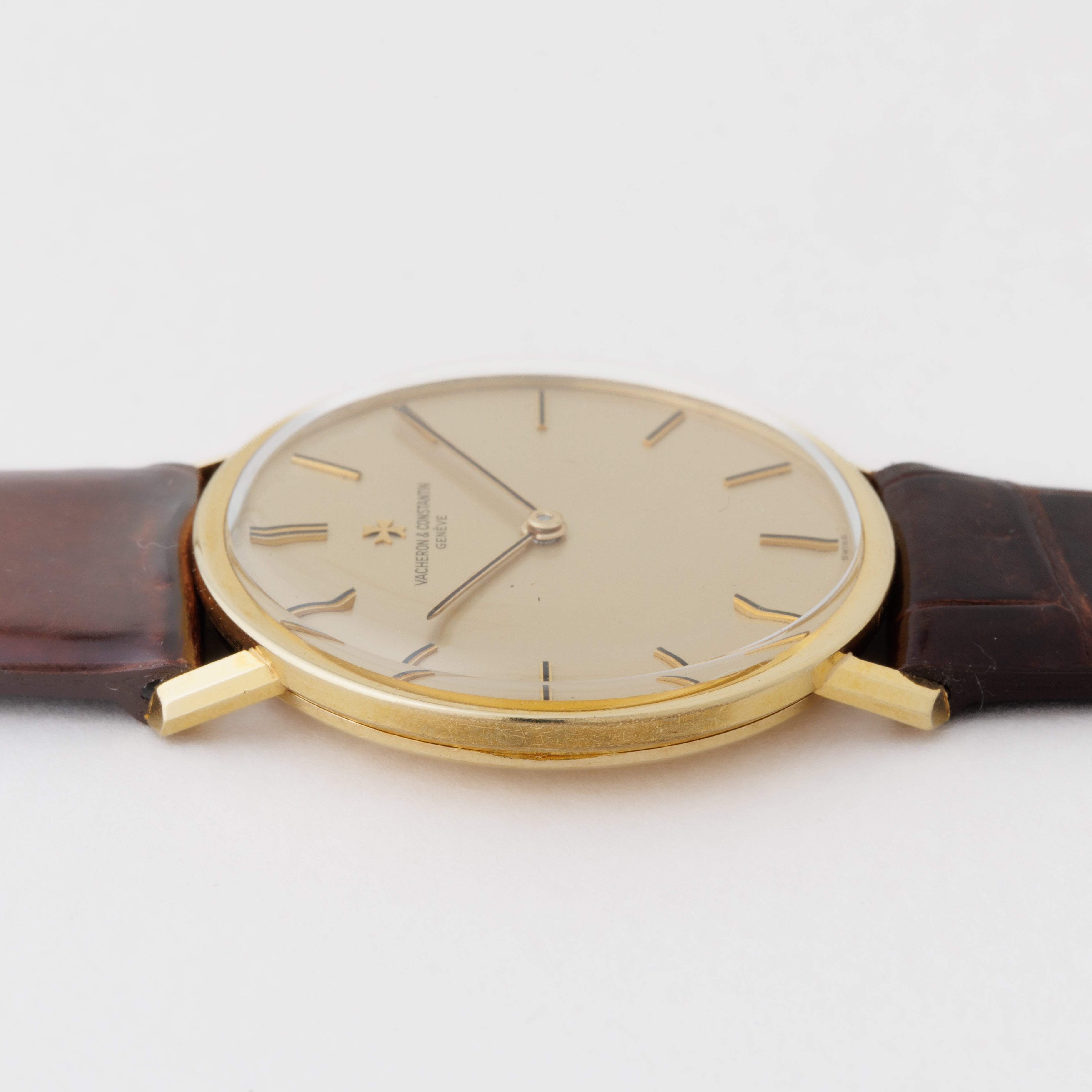 ヴァシュロン・コンスタンタン ラウンドケース 18金無垢 Ref.7811 Cal.K1014