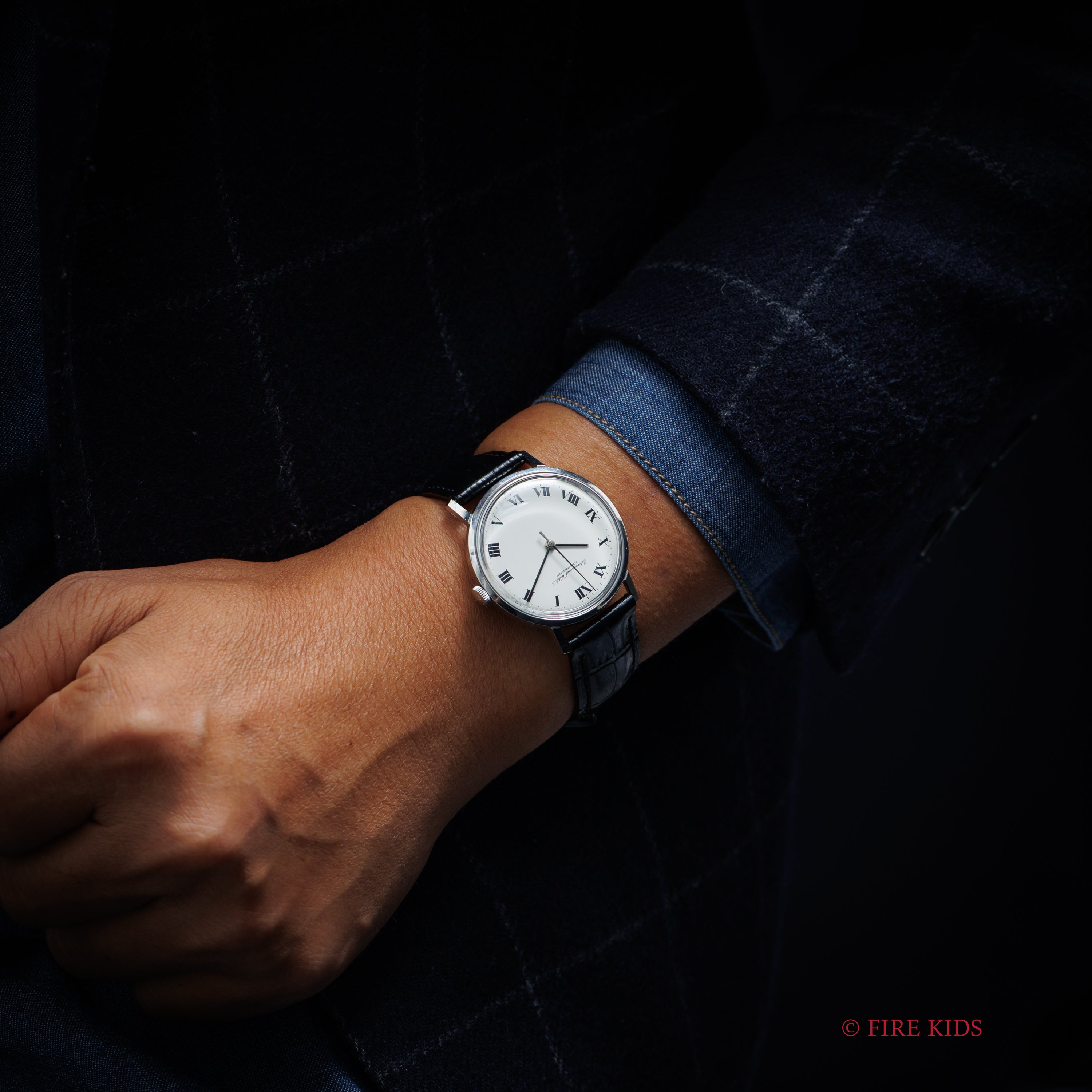 IWC	Cal.89搭載ラウンドケース ホワイトローマンダイヤル 1978年製 手巻 お魚リューズ