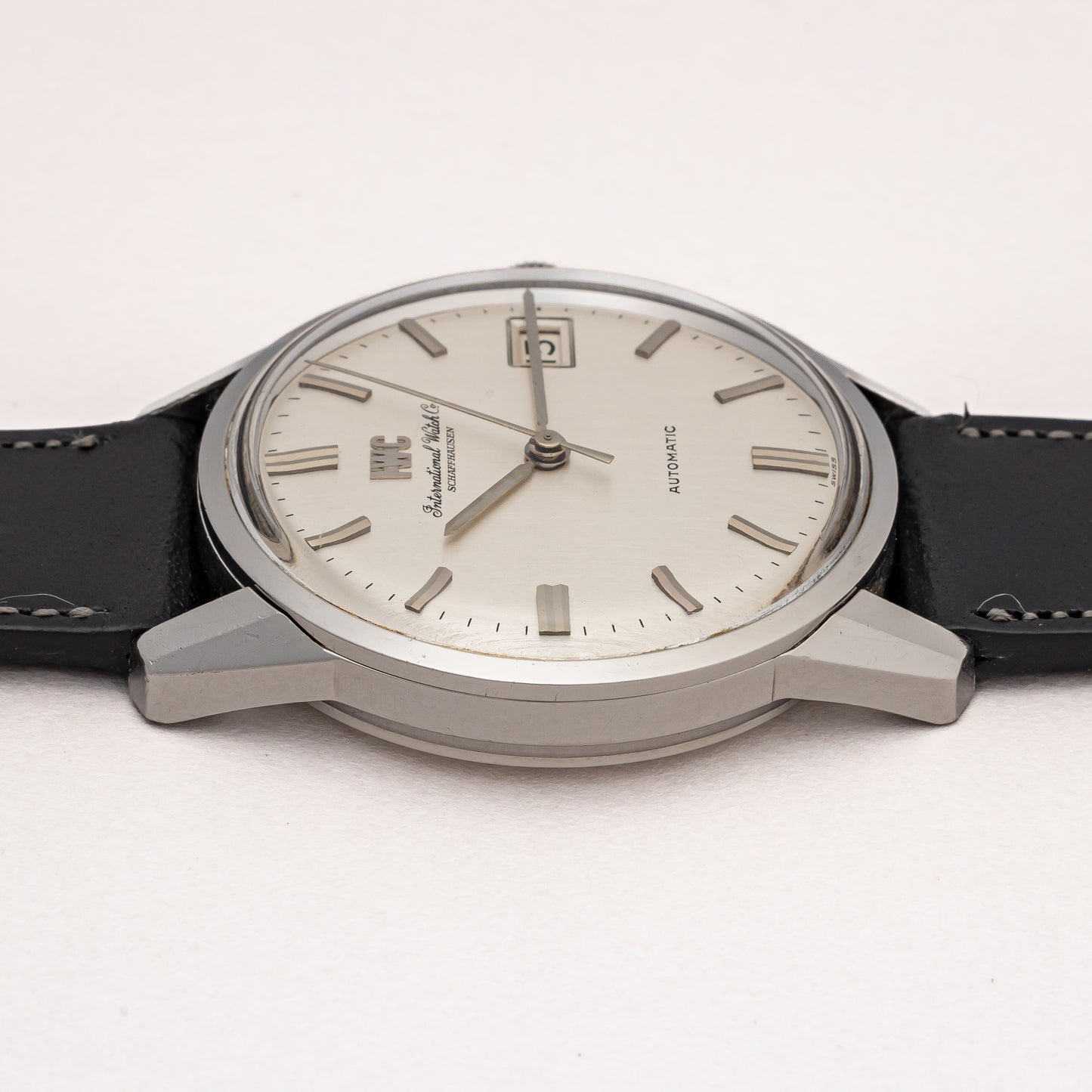 IWC 1971年製 ラウンドケース 自動巻き Ref.R810A Cal.8541