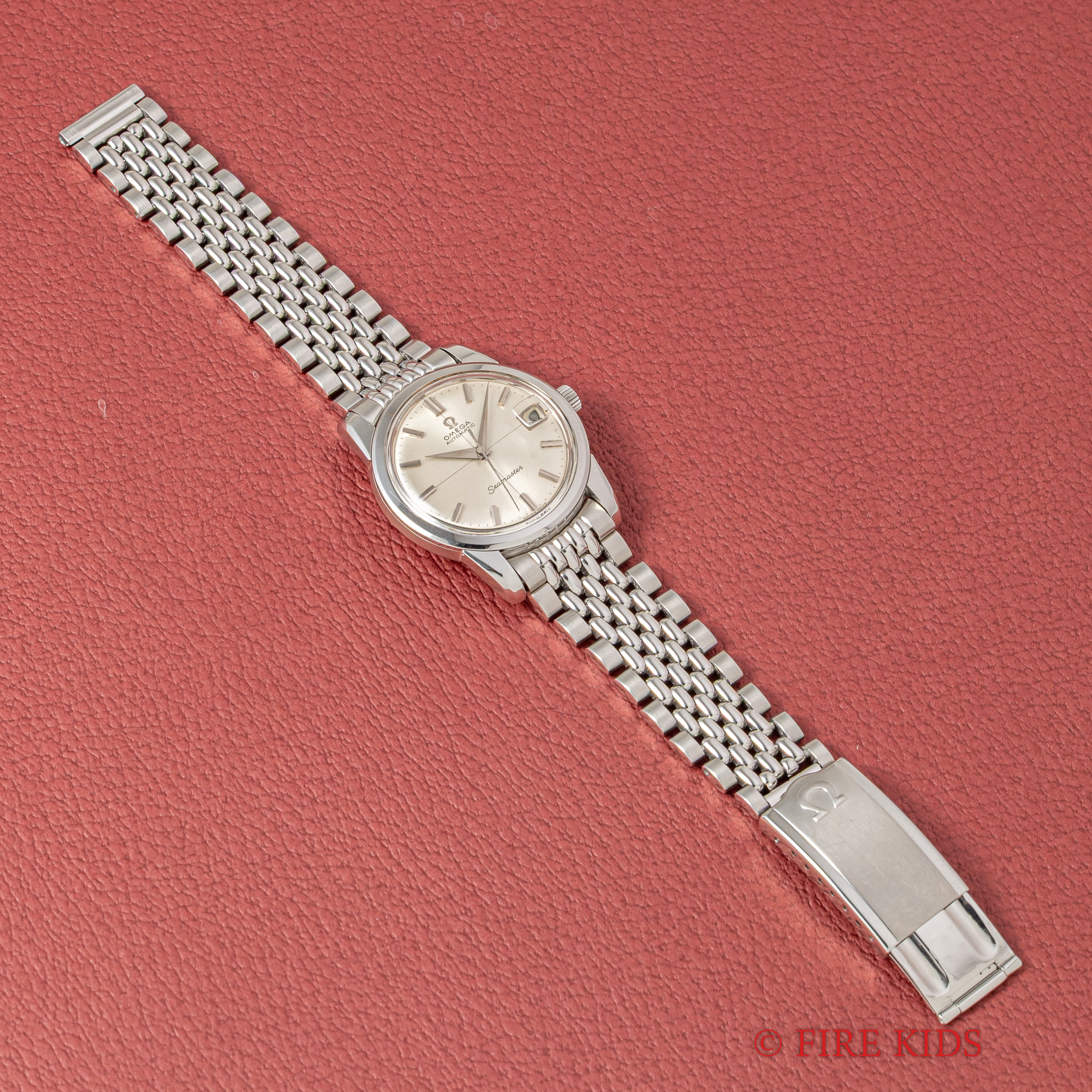 オメガ シーマスター 自動巻き 1966年製 Ref.166009 クロス