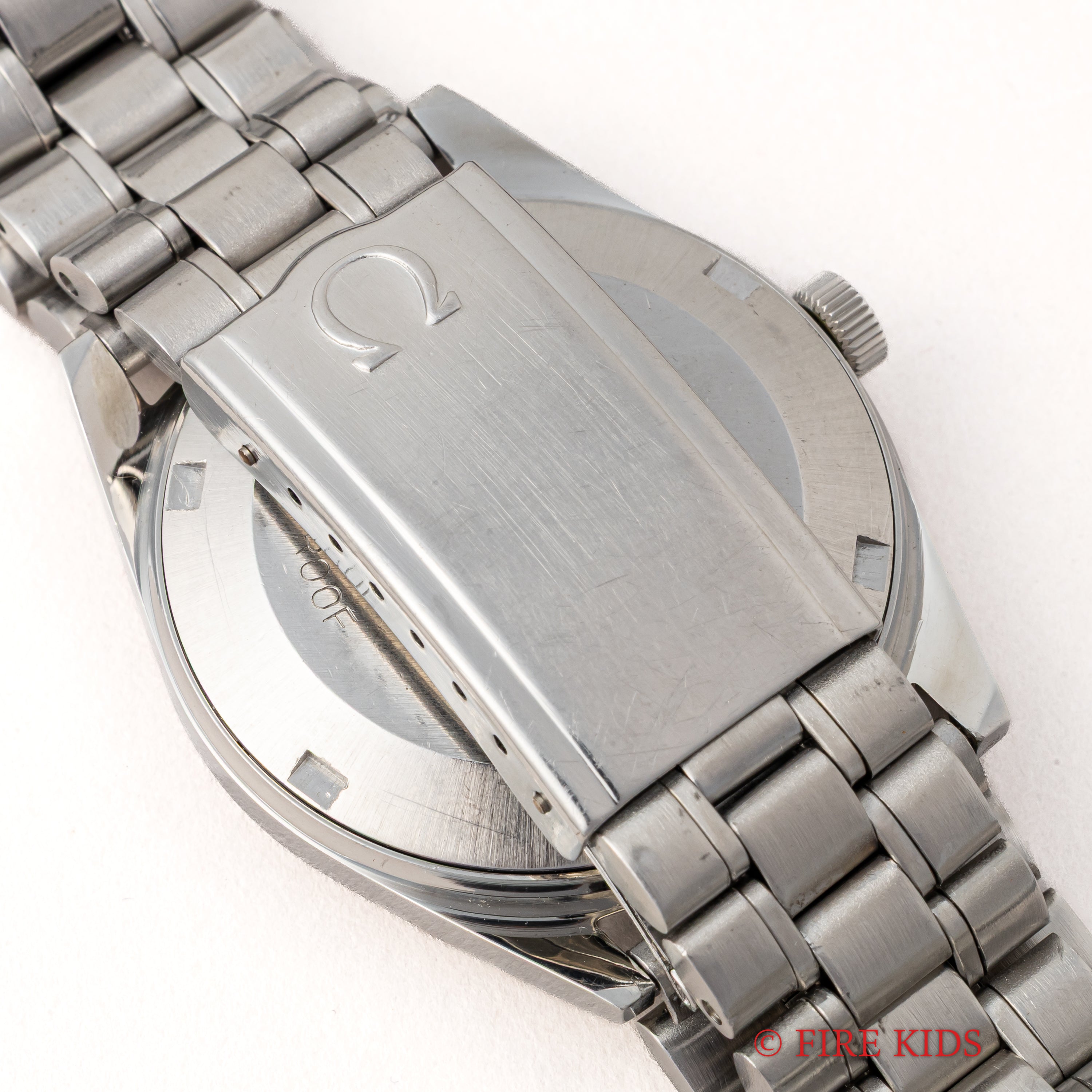 オメガ ジュネーブ 1968年製 Ref.166.041 自動巻き トノー型ケース 純正ブレス