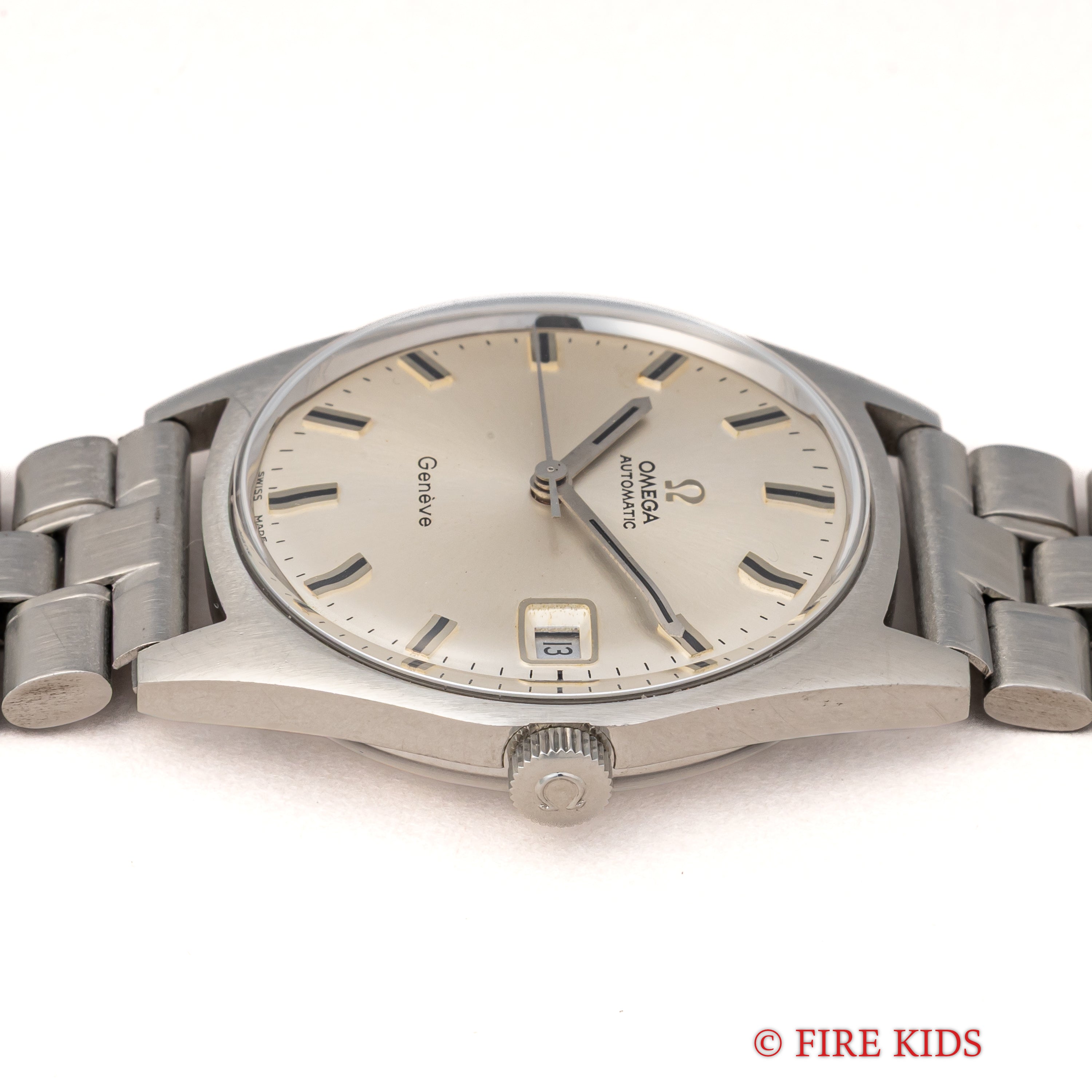 オメガ ジュネーブ 1968年製 Ref.166.041 自動巻き トノー型ケース 純正ブレス