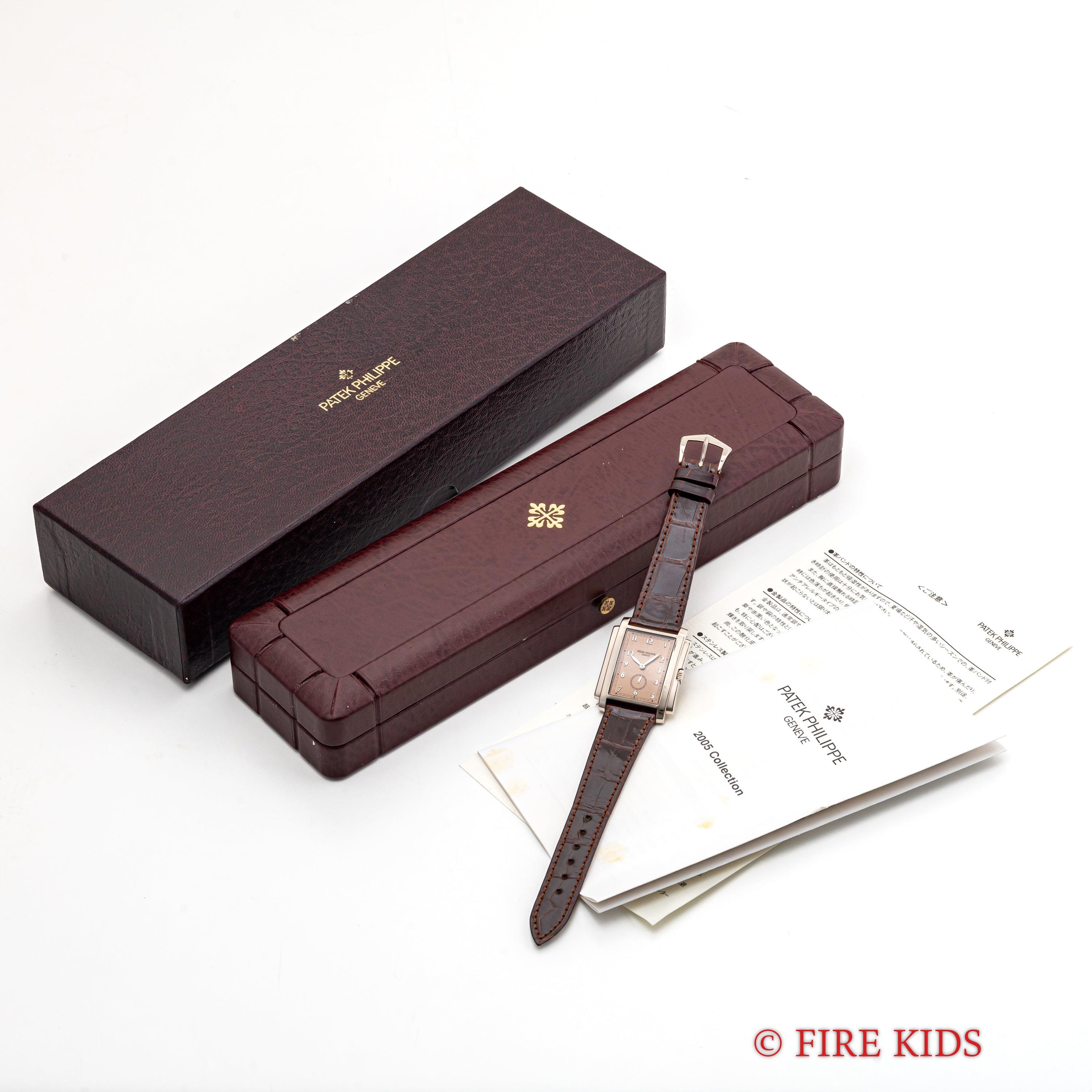 パテック・フィリップ ゴンドーロ 2000年代製 18金無垢ホワイトゴールド Ref.5024G-001 Cal.215  手巻き 箱、取扱説明書、冊子付