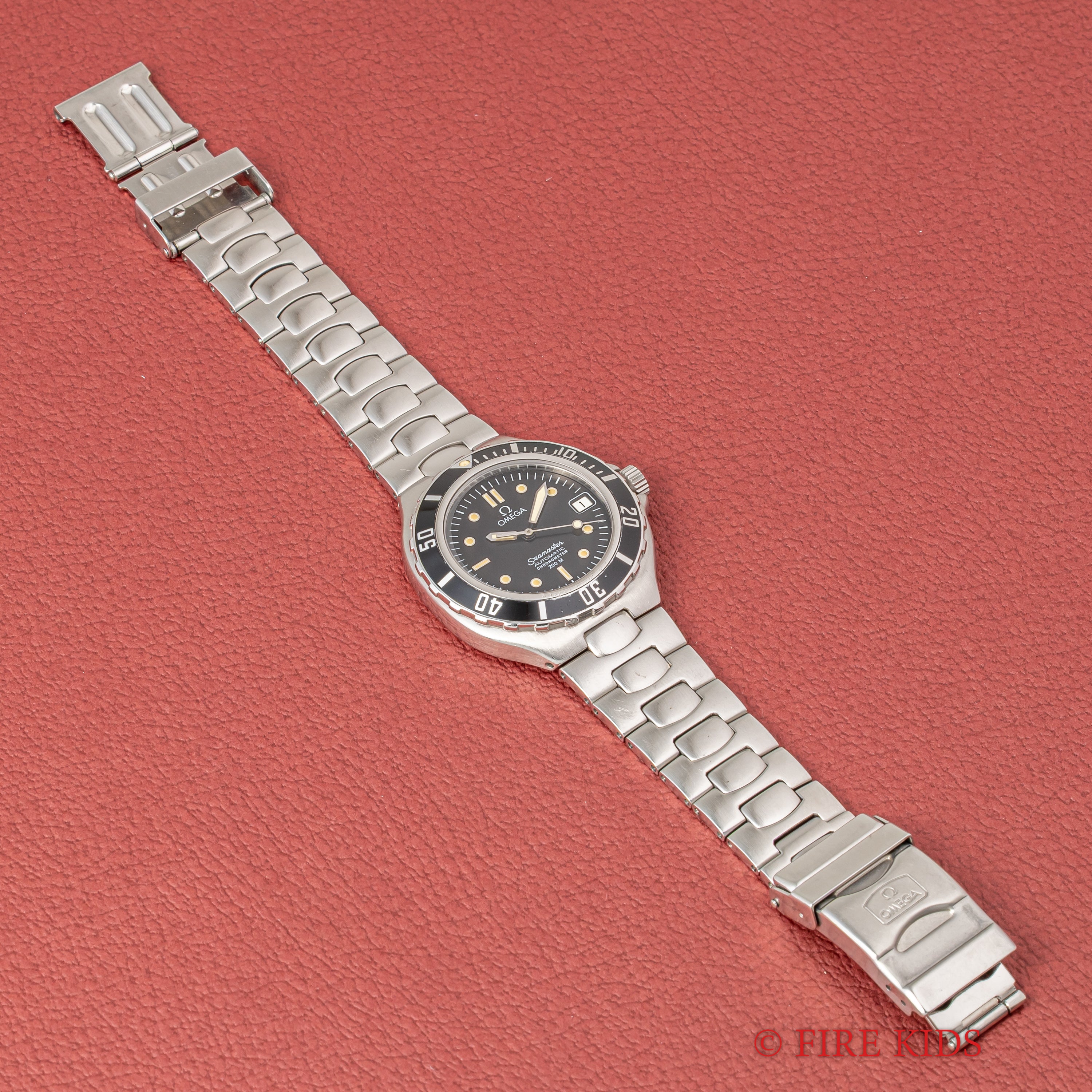 オメガ シーマスター200m 1988年製 プレボンド ミッドサイズ 自動巻クロノメーター ジェンタデザイン