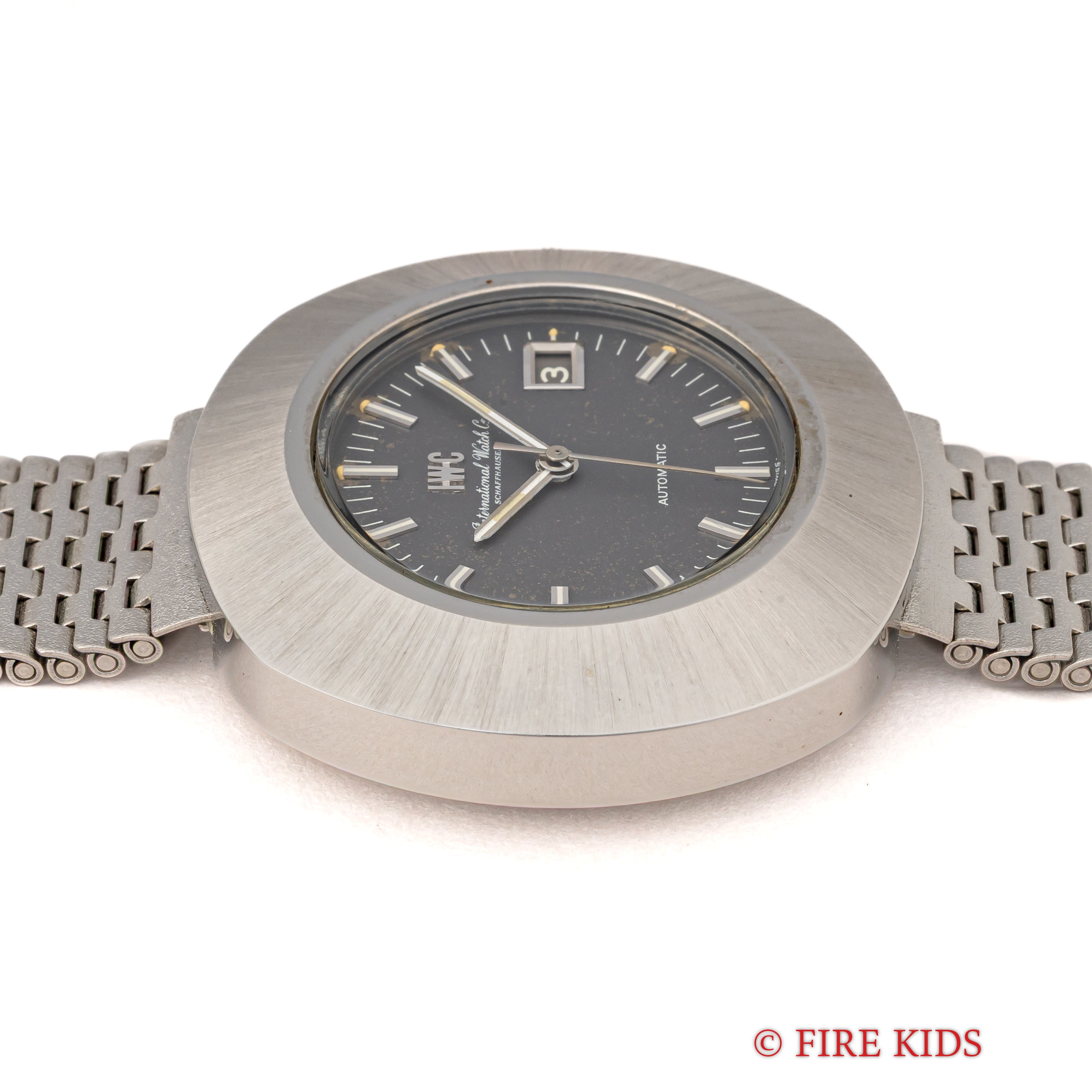 IWC オーバルケース グレーダイヤル 1972年製 Cal.8541B 純正ブレス 箱、タグ付き