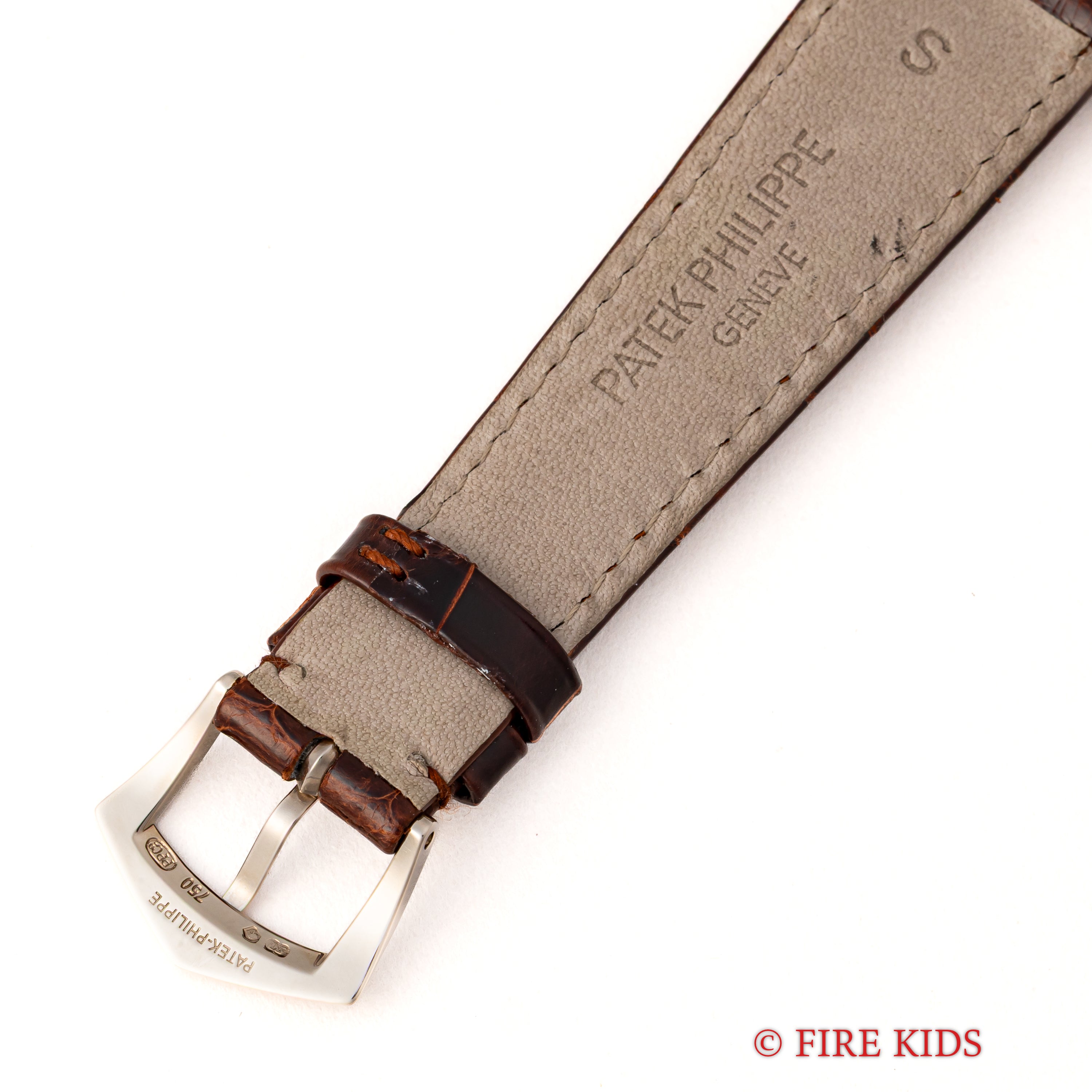 パテック・フィリップ ゴンドーロ 2000年代製 18金無垢ホワイトゴールド Ref.5024G-001 Cal.215  手巻き 箱、取扱説明書、冊子付