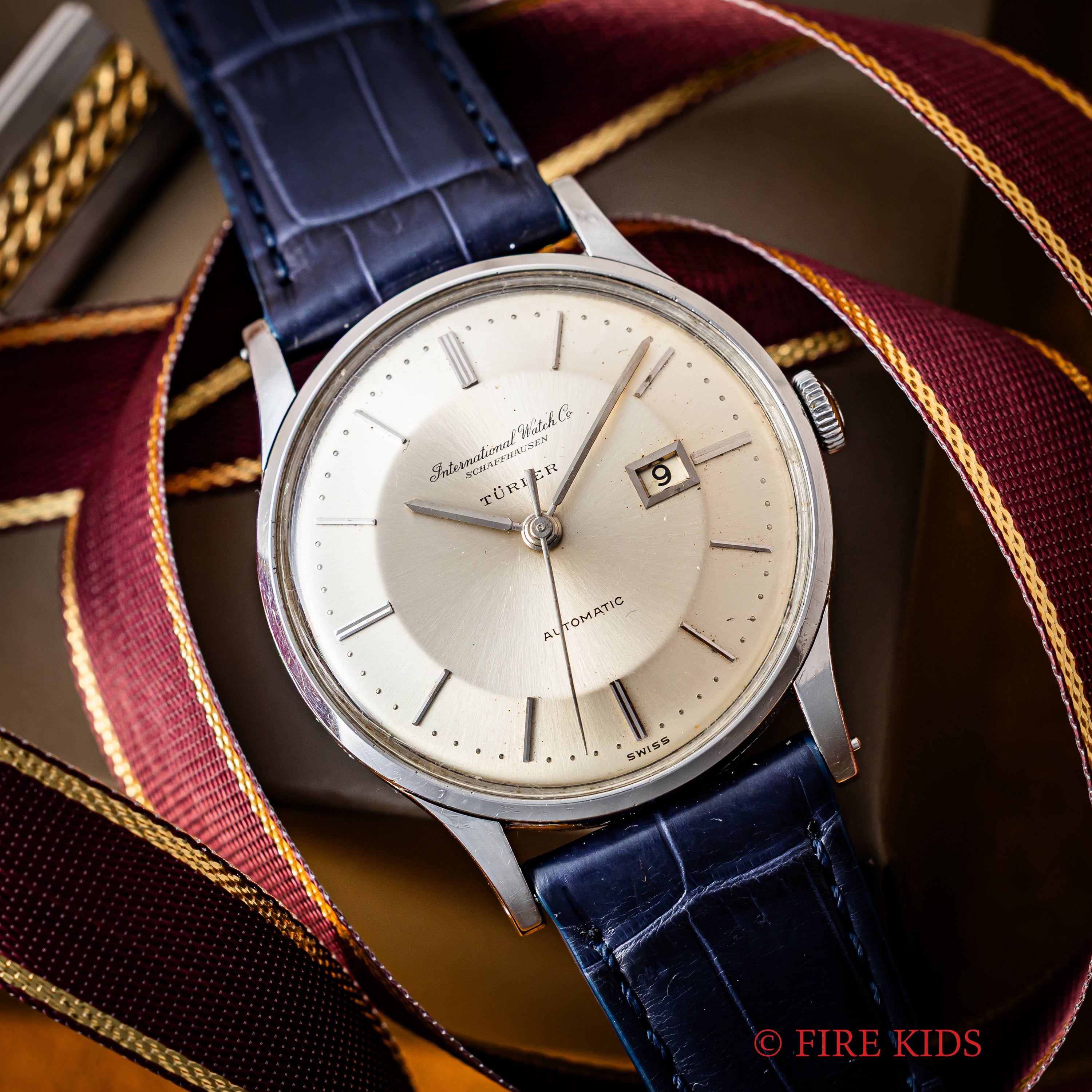 IWC ラウンドケース チューラーWネーム 寄り目 1963年製 純正尾錠付き