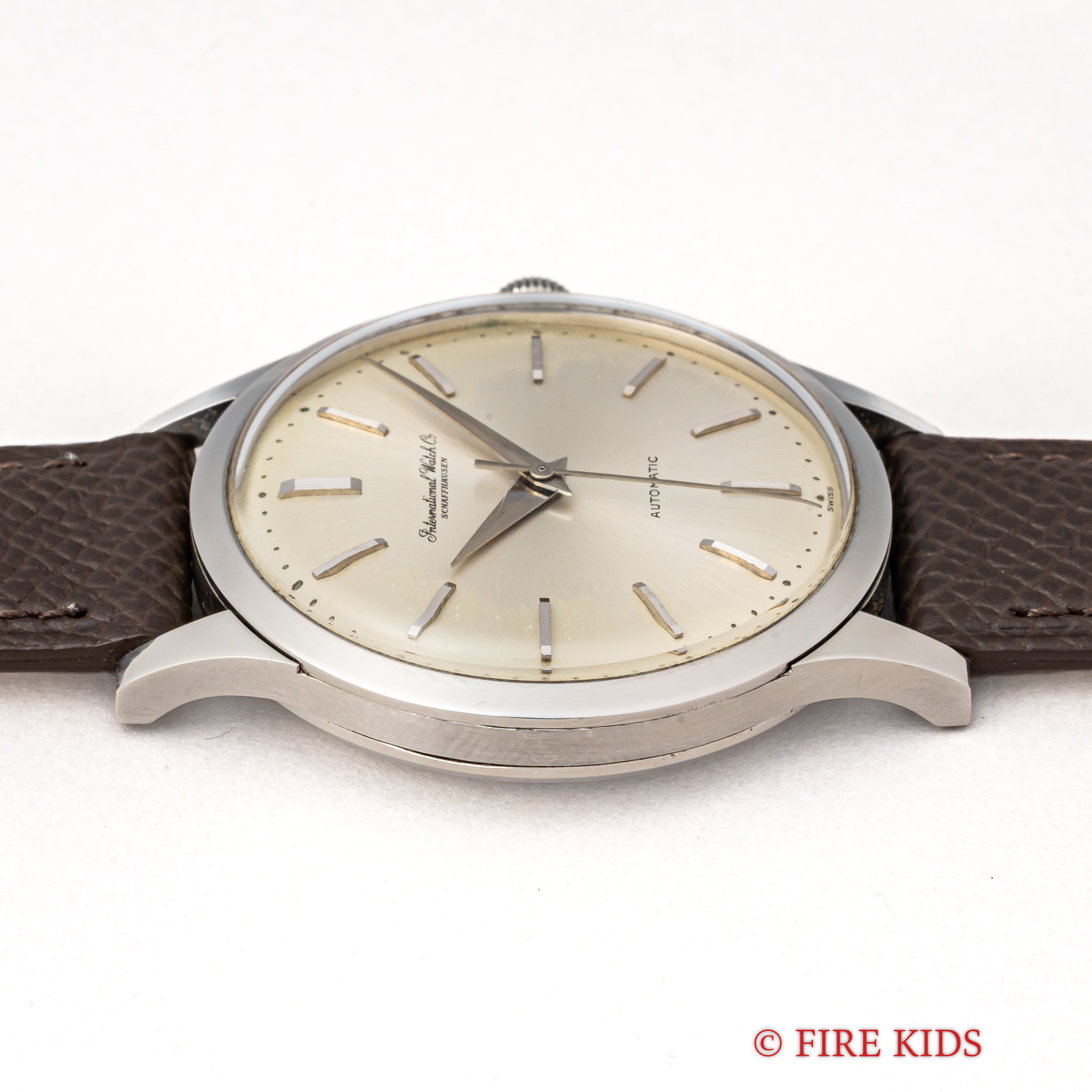IWC  36㎜ジャンボケース ペラトン式ノンデイト自動巻 1965年製 Cal.853 お魚リューズ