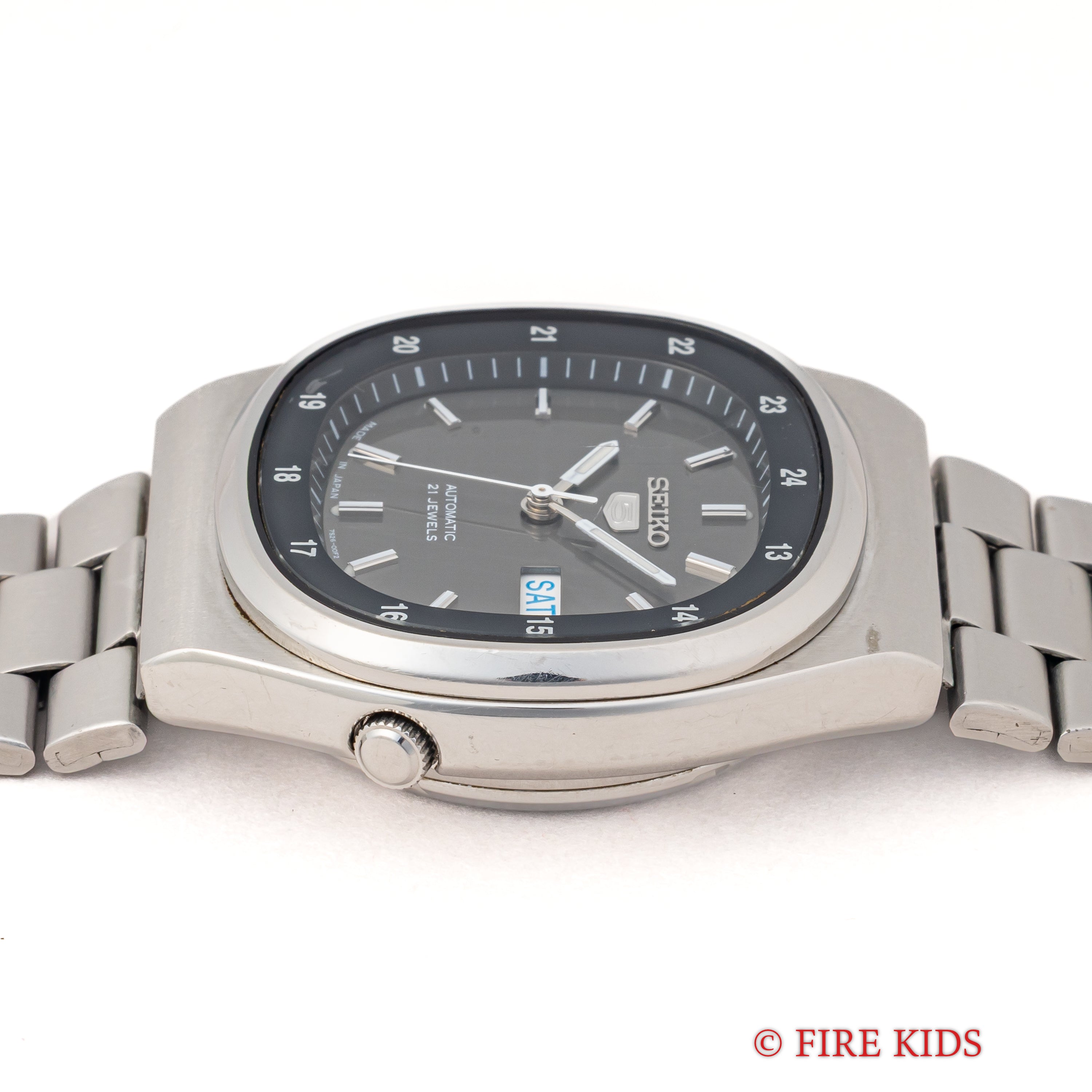 【美品】Seiko5 7S26-2030 TVスクリーン 自動巻き腕時計 美品】Seiko5 7S26-2030 TVスクリーン 自動巻き腕時計 - メルカリ