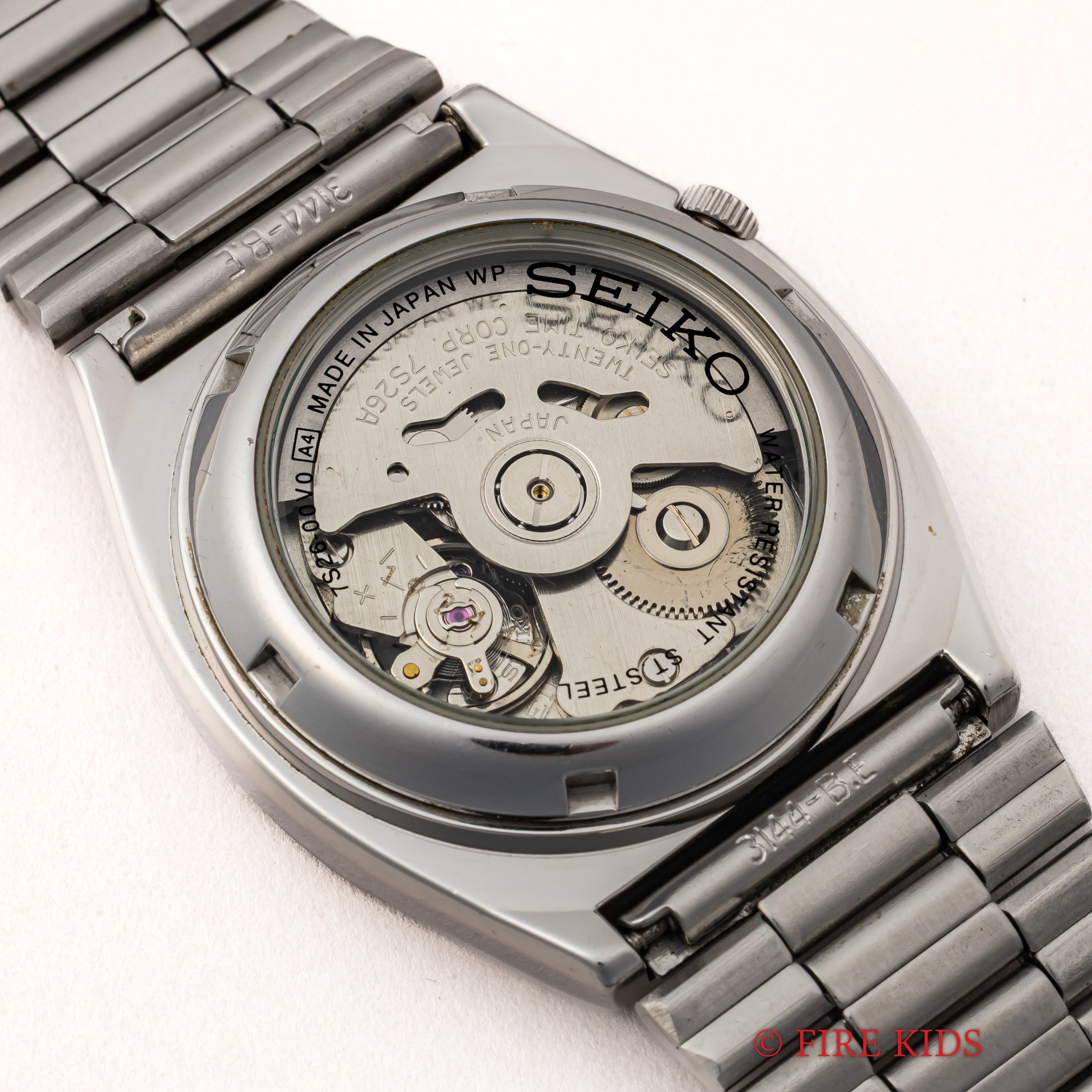 【美品】Seiko5 7S26-2030 TVスクリーン 自動巻き腕時計 美品】Seiko5 7S26-2030 TVスクリーン 自動巻き腕時計 - メルカリ