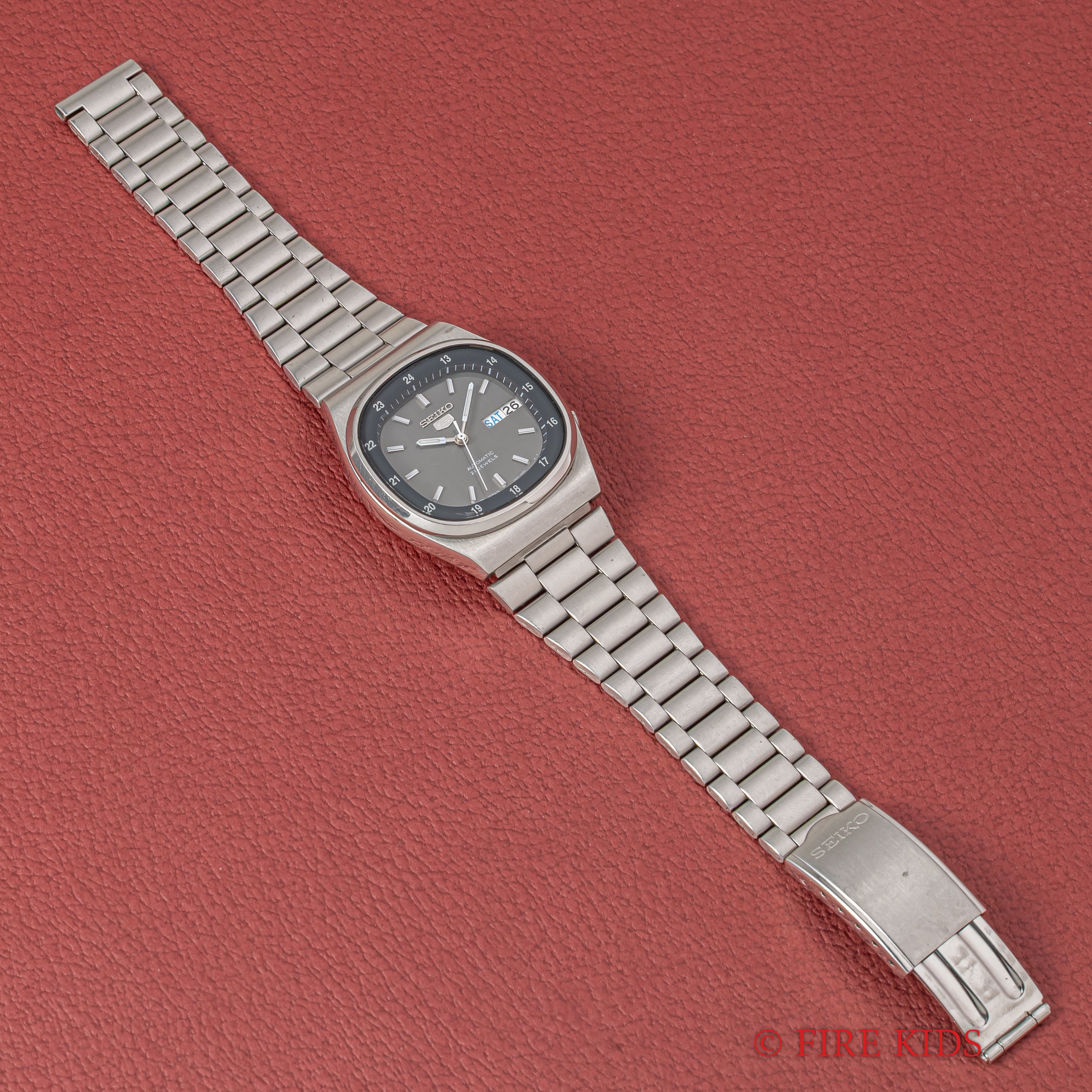 たいら　希少✨SEIKO5 TVスクリーン　自動巻き21石動作確認済稼働品 希少✨SEIKO5 TVスクリーン 自動巻き 21石 動作確認済 稼働品