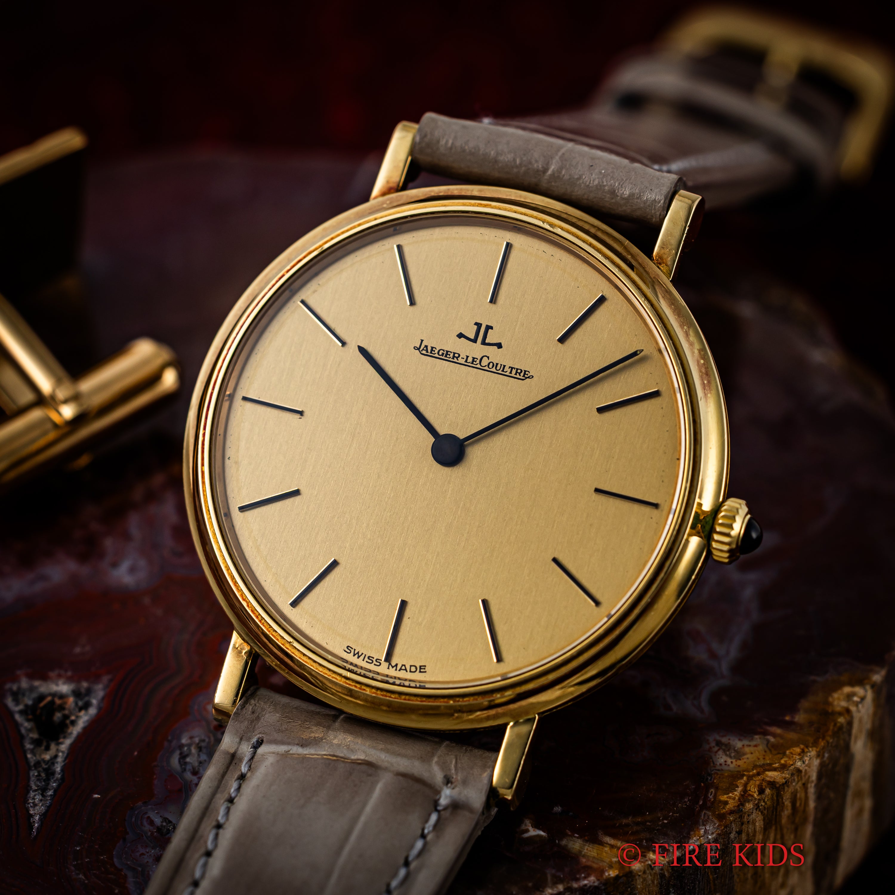 ジャガールクルト ラウンド 18金無垢イエローゴールド 1980年代 Cal.895 純正18金無垢尾錠