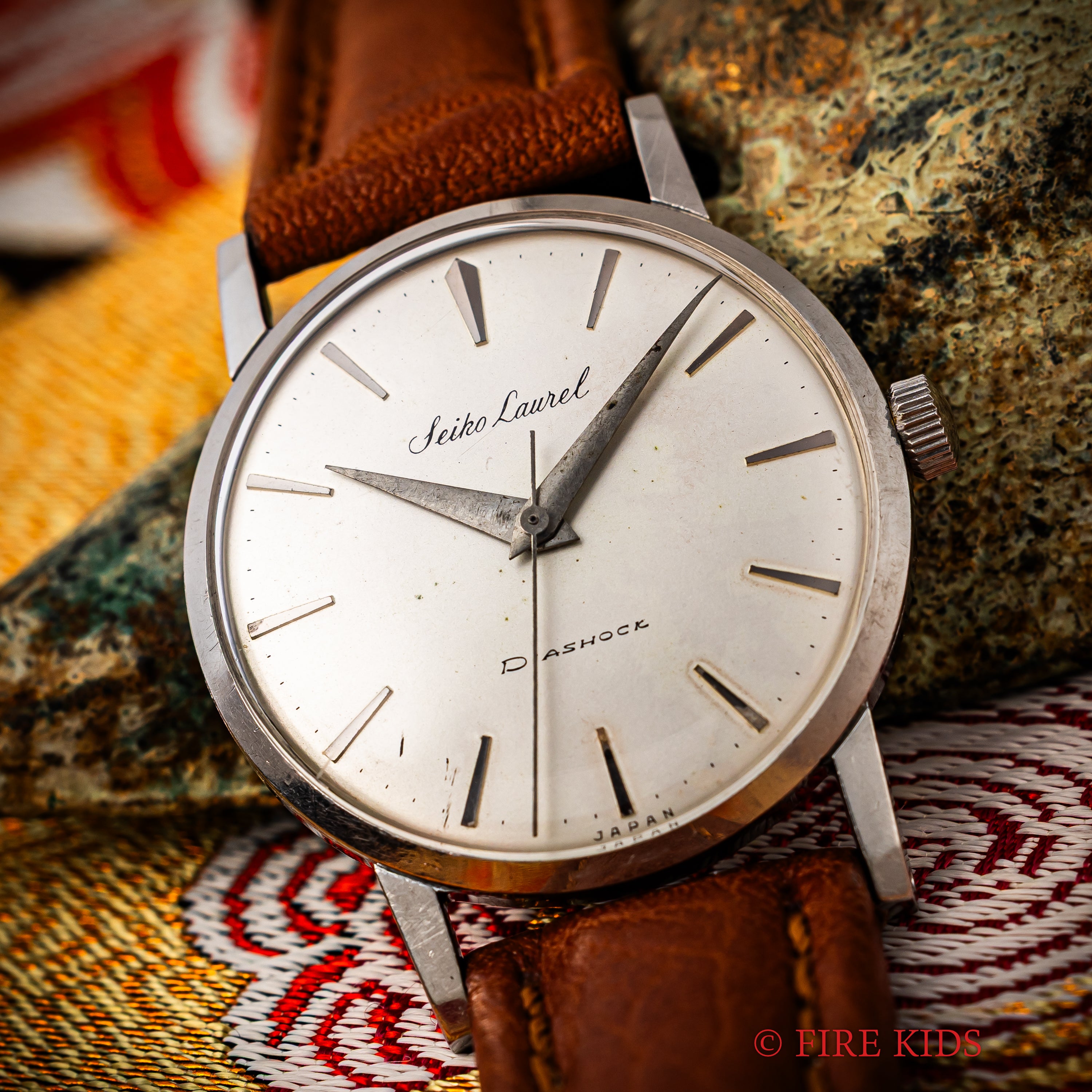 セイコー ローレル 1959年製 手巻き ドーフィンハンド