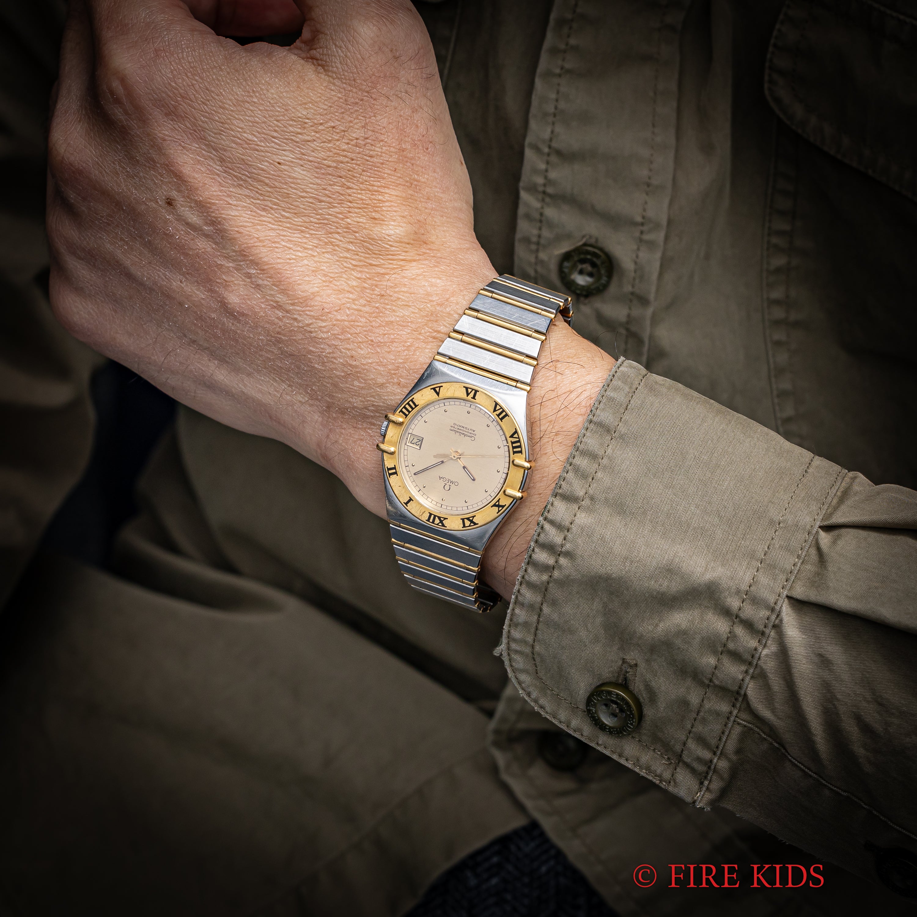 オメガ コンステレーション マンハッタン コンビ 1986年製 自動巻クロノメーター 裏スケルトン