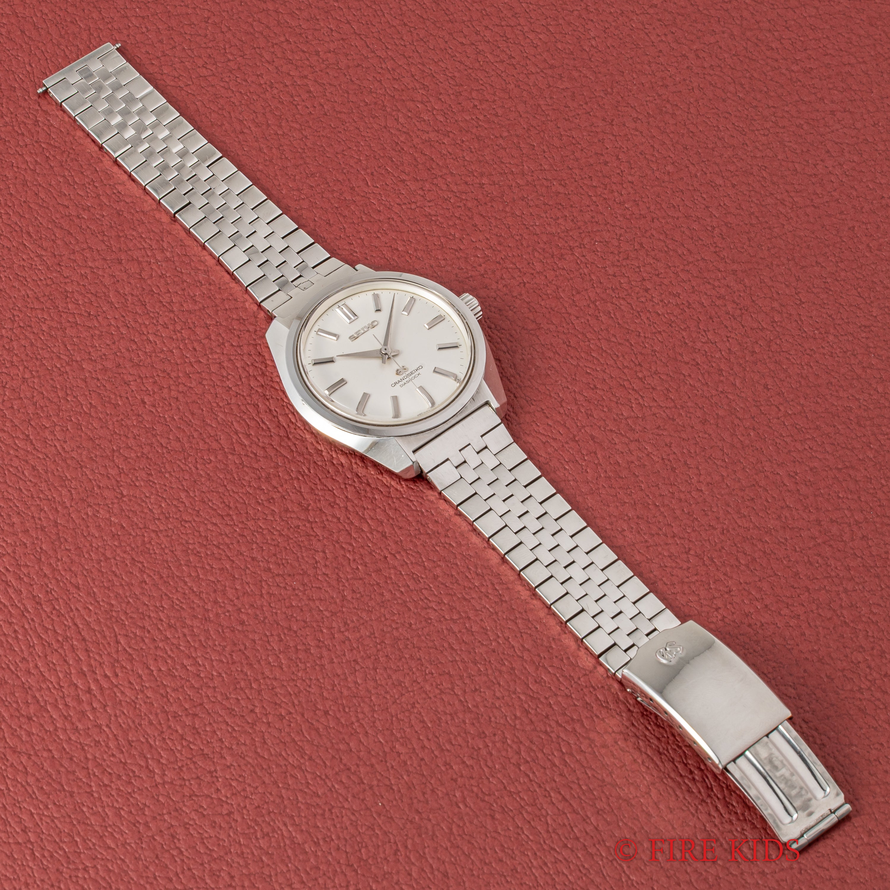 グランドセイコー 手巻き 1967年製 44GS前期 手巻 Ref.4420-9000 GSブレス 箱付 革ベルト尾錠付