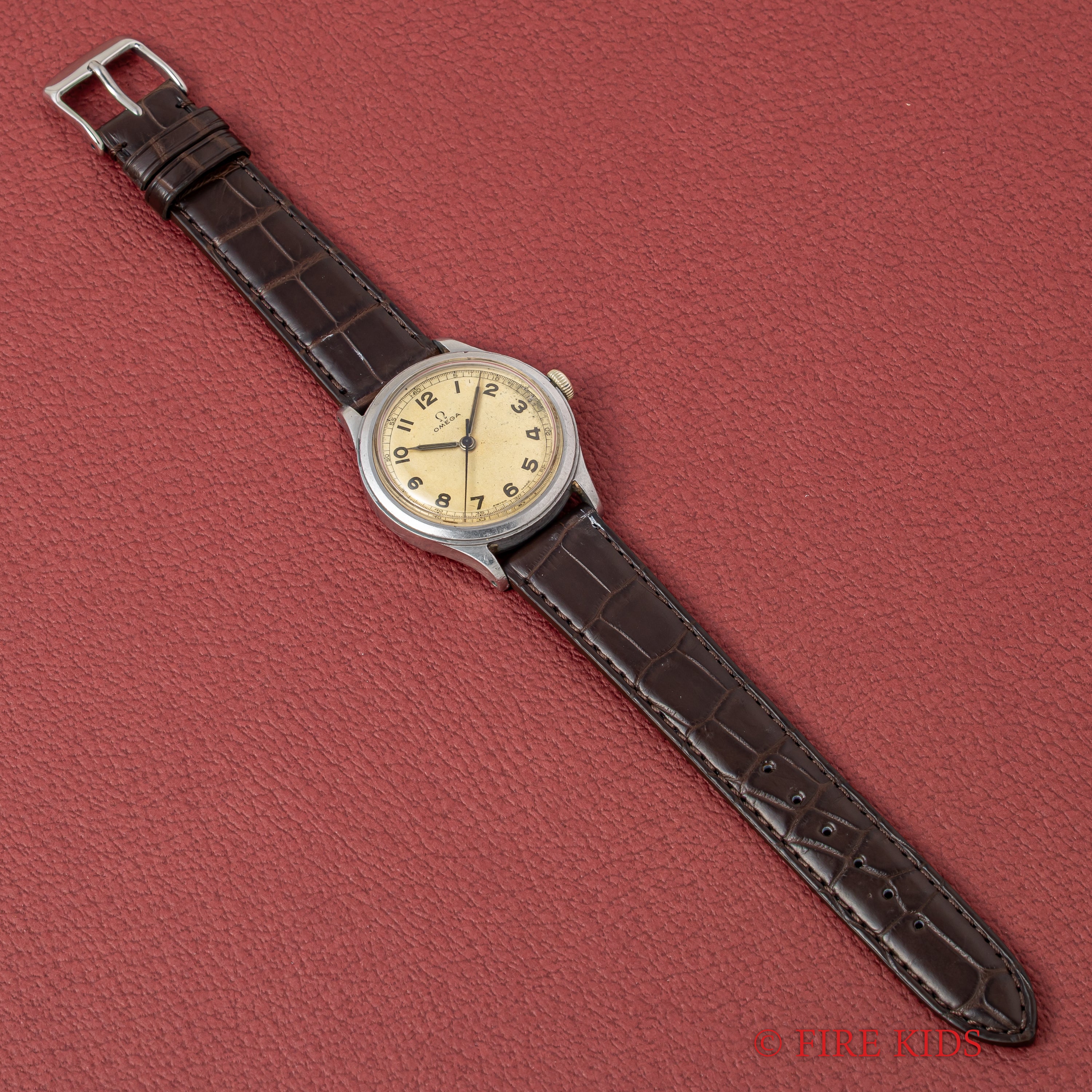 オメガ 1944年製 Ref.2179/4 Cal.30T2SC ルーレットダイヤル 民生用