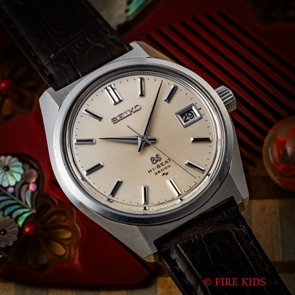 グランドセイコー 1969年製 10振動 手巻き 45GS Ref.4522-8000