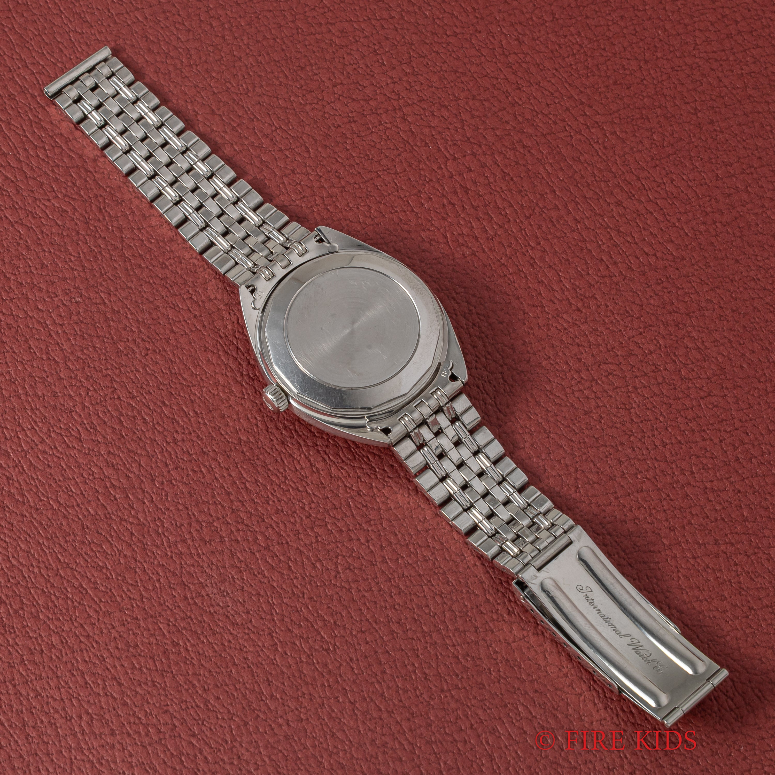 IWC ヨットクラブ 1969年製 Ref.R811 AD ペラトン式自動巻き Cal