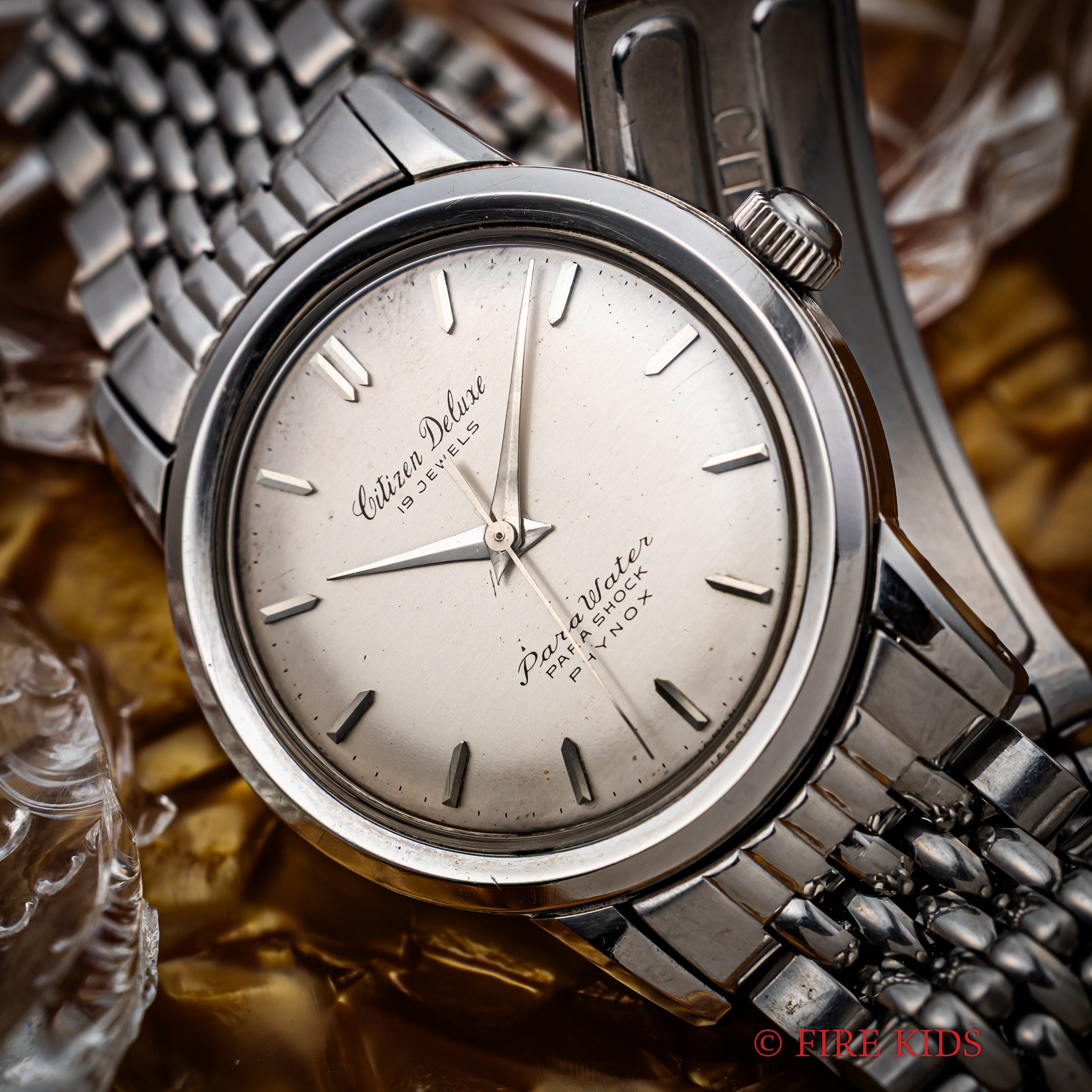 シチズン デラックス 1962年製 ラウンド ブレス付き 手巻き パラウォーター 防水スナップ