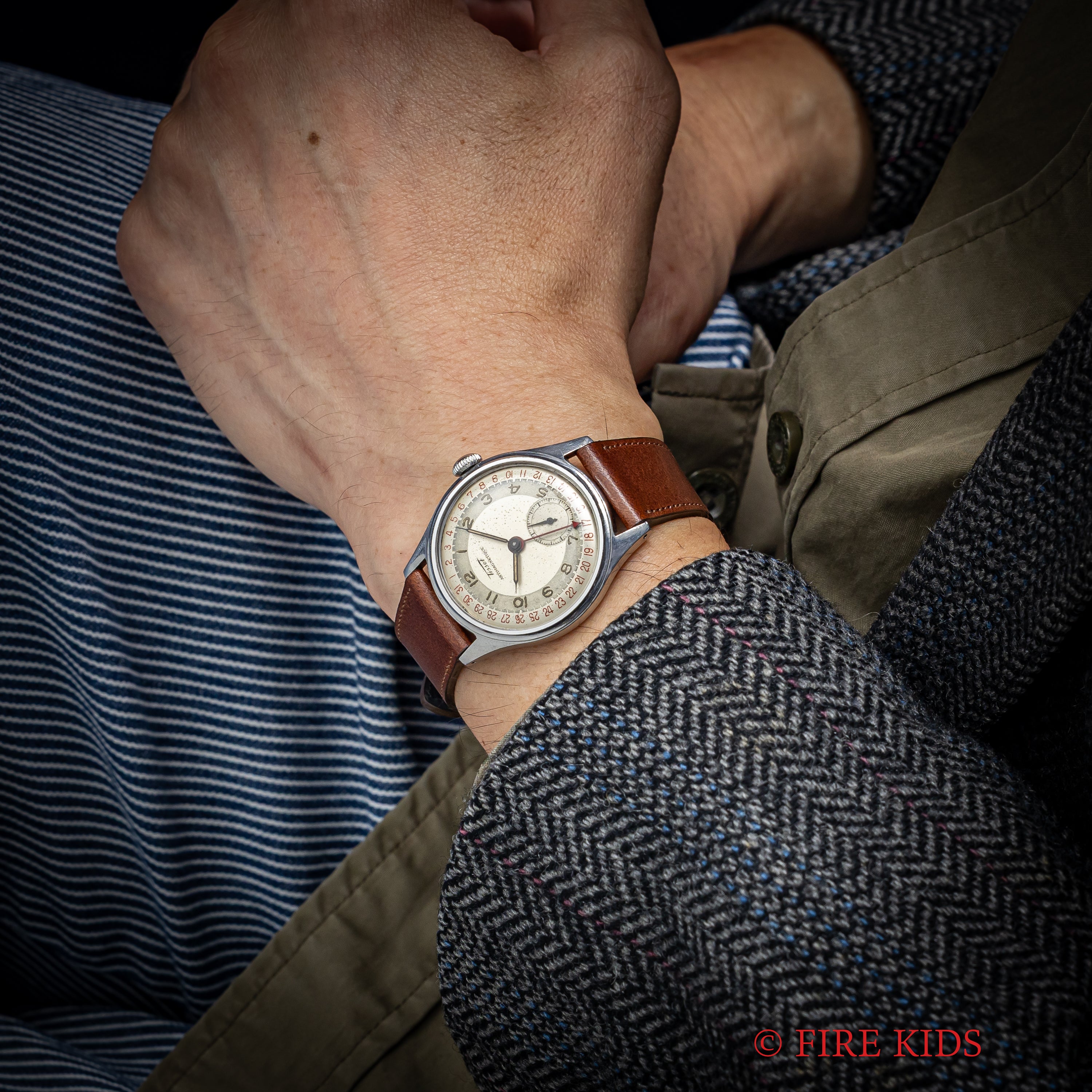 TISSOT　アンティーク　手巻き TISSOT】1940年代製 ティソ アンティマグネティーク ローマン